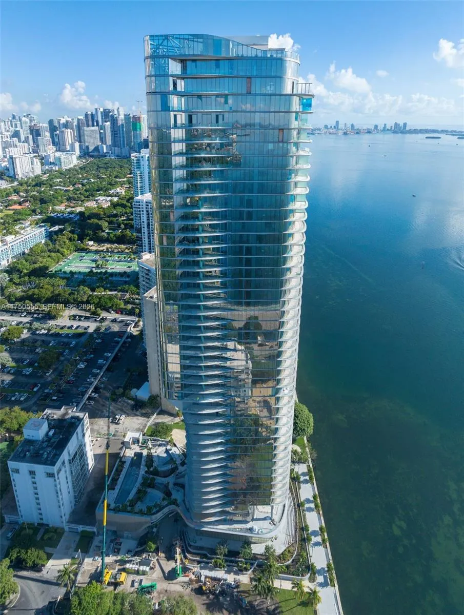 175 Se 25 Rd 3902, Miami, Florida 33129, Miami, Florida 33129, 5 Bedrooms Bedrooms, ,6 BathroomsBathrooms,Residential,For Sale,175 Se 25 Rd 3902, Miami, Florida 33129,A11750555