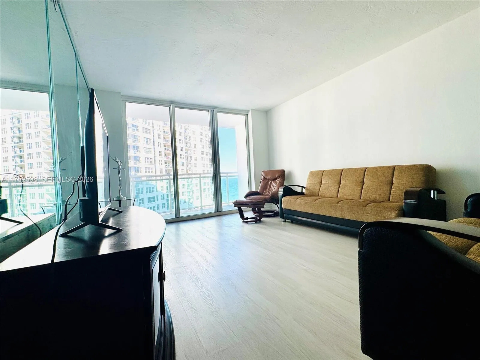 3001 S Ocean Dr 645, Hollywood, Florida 33019, Hollywood, Florida 33019, 2 Bedrooms Bedrooms, ,1 BathroomBathrooms,Residential,For Sale,3001 S Ocean Dr 645, Hollywood, Florida 33019,A11752598