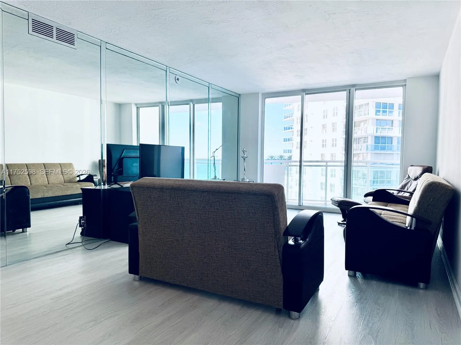 3001 S Ocean Dr 645, Hollywood, Florida 33019, Hollywood, Florida 33019, 2 Bedrooms Bedrooms, ,1 BathroomBathrooms,Residential,For Sale,3001 S Ocean Dr 645, Hollywood, Florida 33019,A11752598