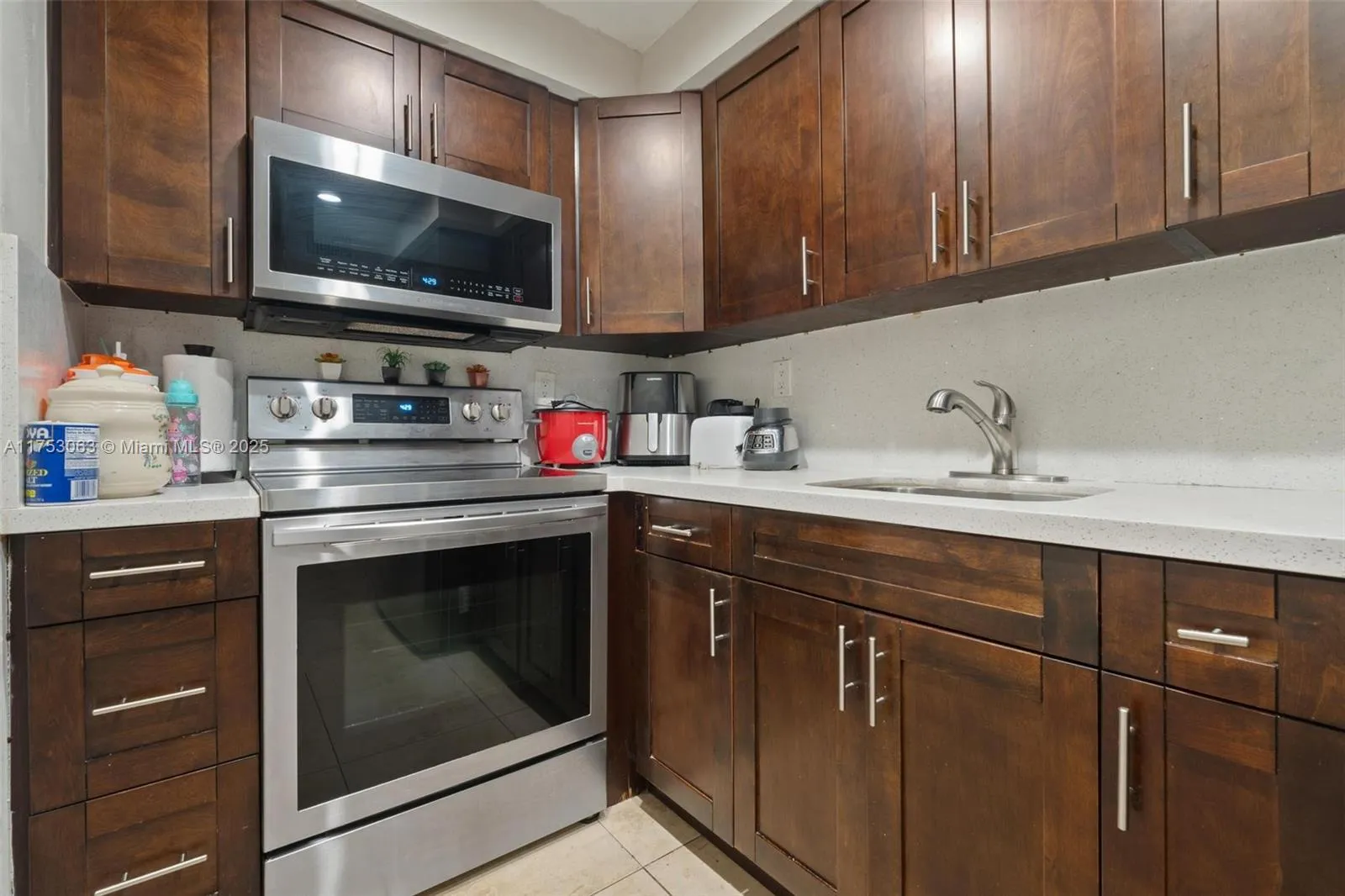 4801 Nw 7th St 109-16, Miami, Florida 33126, Miami, Florida 33126, 2 Bedrooms Bedrooms, ,2 BathroomsBathrooms,Residential,For Sale,4801 Nw 7th St 109-16, Miami, Florida 33126,A11753063