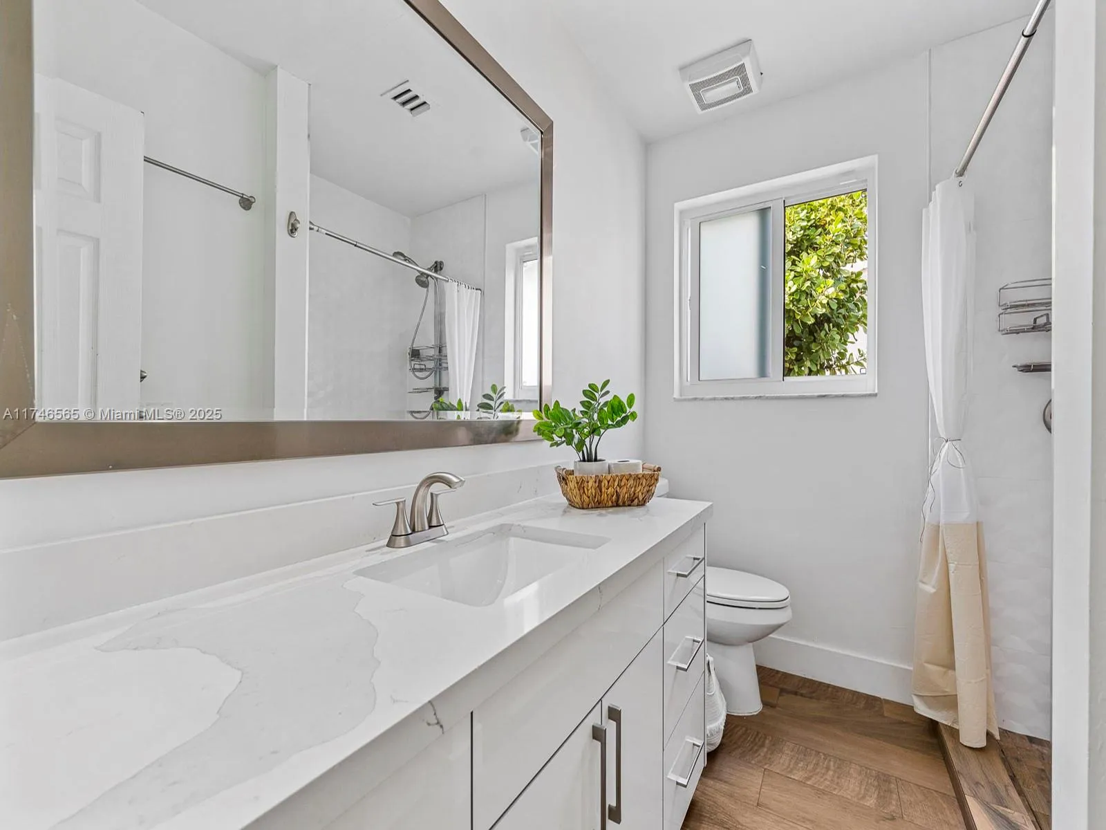 9620 Sw 77th St, Miami, Florida 33173, Miami, Florida 33173, 3 Bedrooms Bedrooms, ,2 BathroomsBathrooms,Residential,For Sale,9620 Sw 77th St, Miami, Florida 33173,A11746565