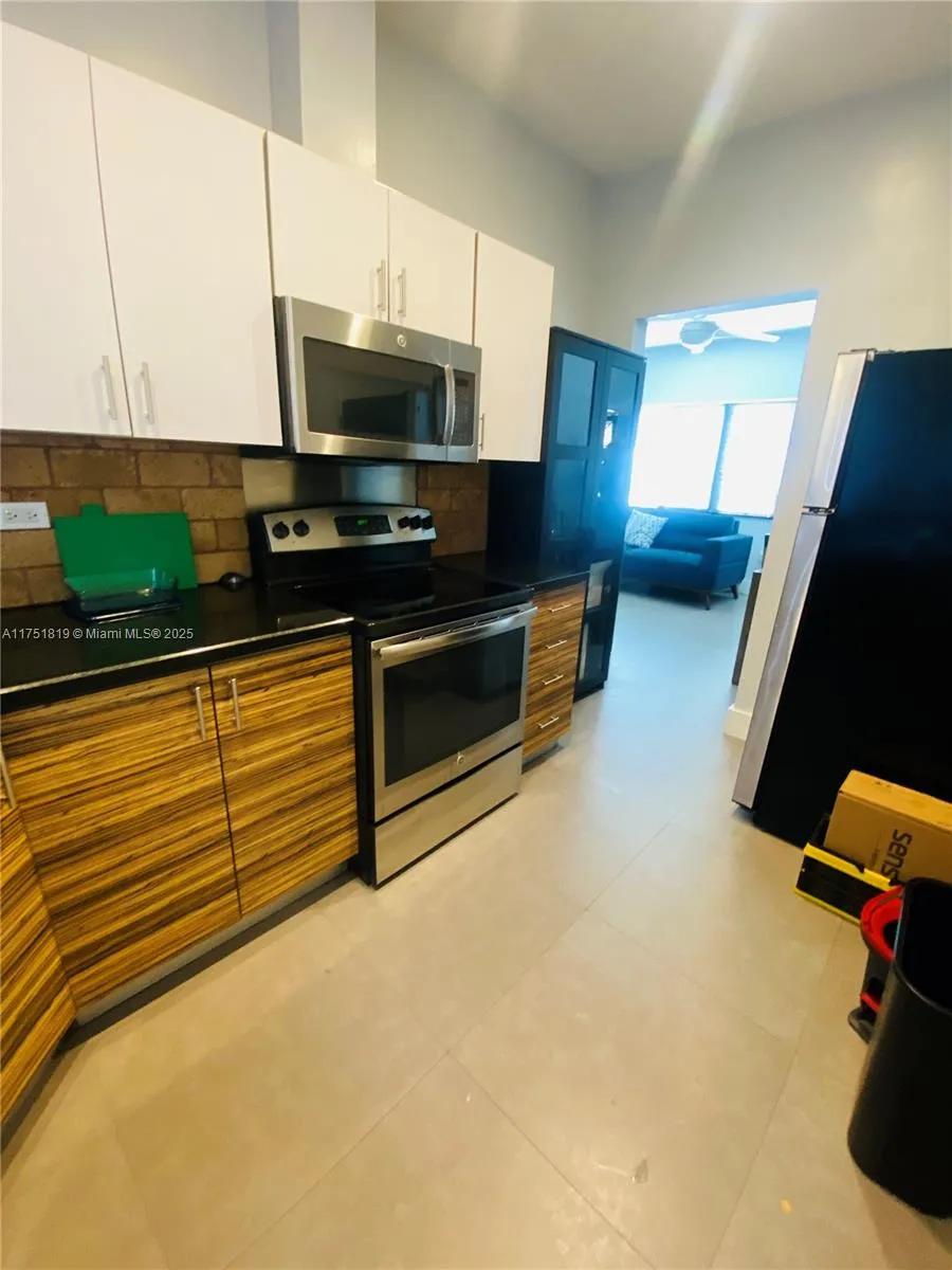 200 Azure Way, Miami Springs, Florida 33166, Miami Springs, Florida 33166, ,Residential Income,For Sale,200 Azure Way, Miami Springs, Florida 33166,A11751819