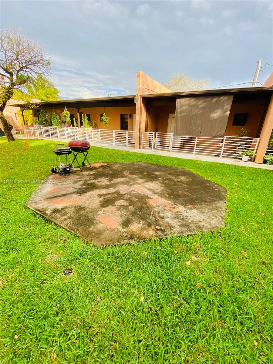 200 Azure Way, Miami Springs, Florida 33166, Miami Springs, Florida 33166, ,Residential Income,For Sale,200 Azure Way, Miami Springs, Florida 33166,A11751819