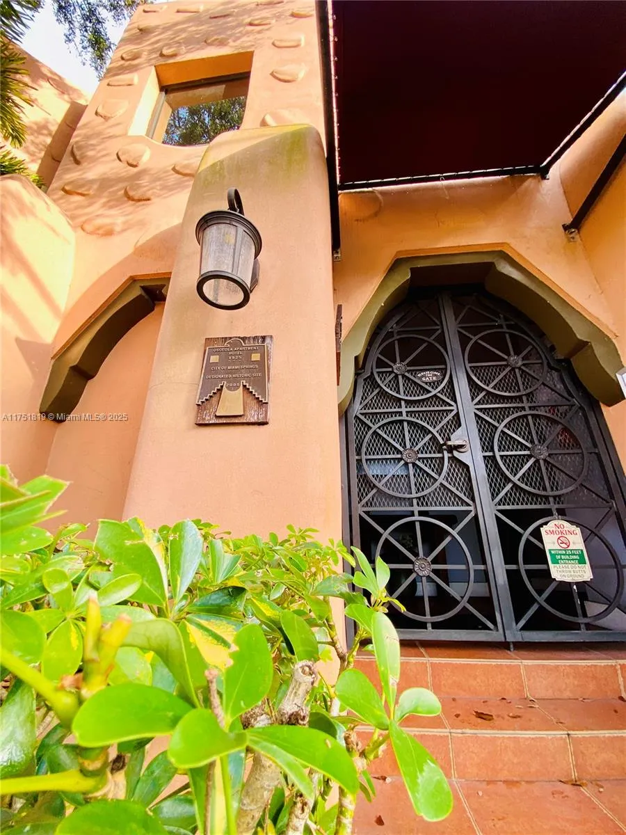 200 Azure Way, Miami Springs, Florida 33166, Miami Springs, Florida 33166, ,Residential Income,For Sale,200 Azure Way, Miami Springs, Florida 33166,A11751819