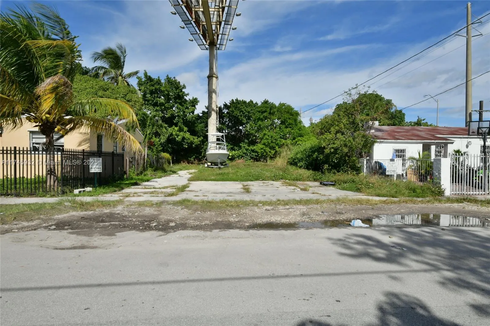 321 Nw 37th St, Miami, Florida 33127, Miami, Florida 33127, ,Commercial Sale,For Sale,321 Nw 37th St, Miami, Florida 33127,A11745932