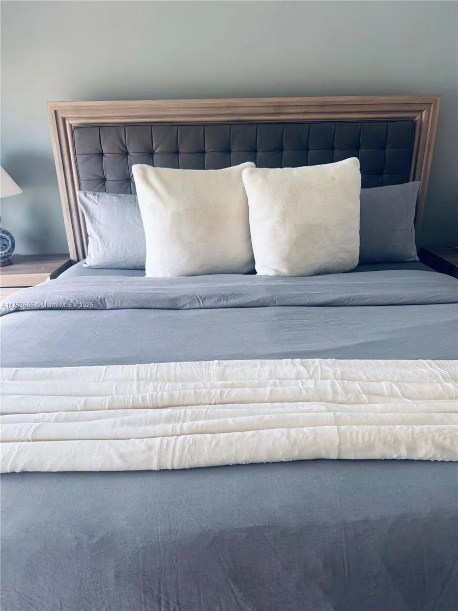 121 Ne 34th St 1904, Miami, Florida 33137, Miami, Florida 33137, 2 Bedrooms Bedrooms, ,2 BathroomsBathrooms,Residential Lease,For Rent,121 Ne 34th St 1904, Miami, Florida 33137,A11753665