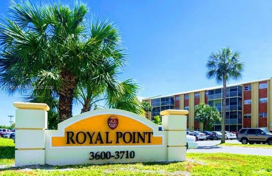 3610 Nw 21st St 407, Lauderdale Lakes, Florida 333, Lauderdale Lakes, Florida 33311, 2 Bedrooms Bedrooms, ,2 BathroomsBathrooms,Residential,For Sale,3610 Nw 21st St 407, Lauderdale Lakes, Florida 333,A11753713