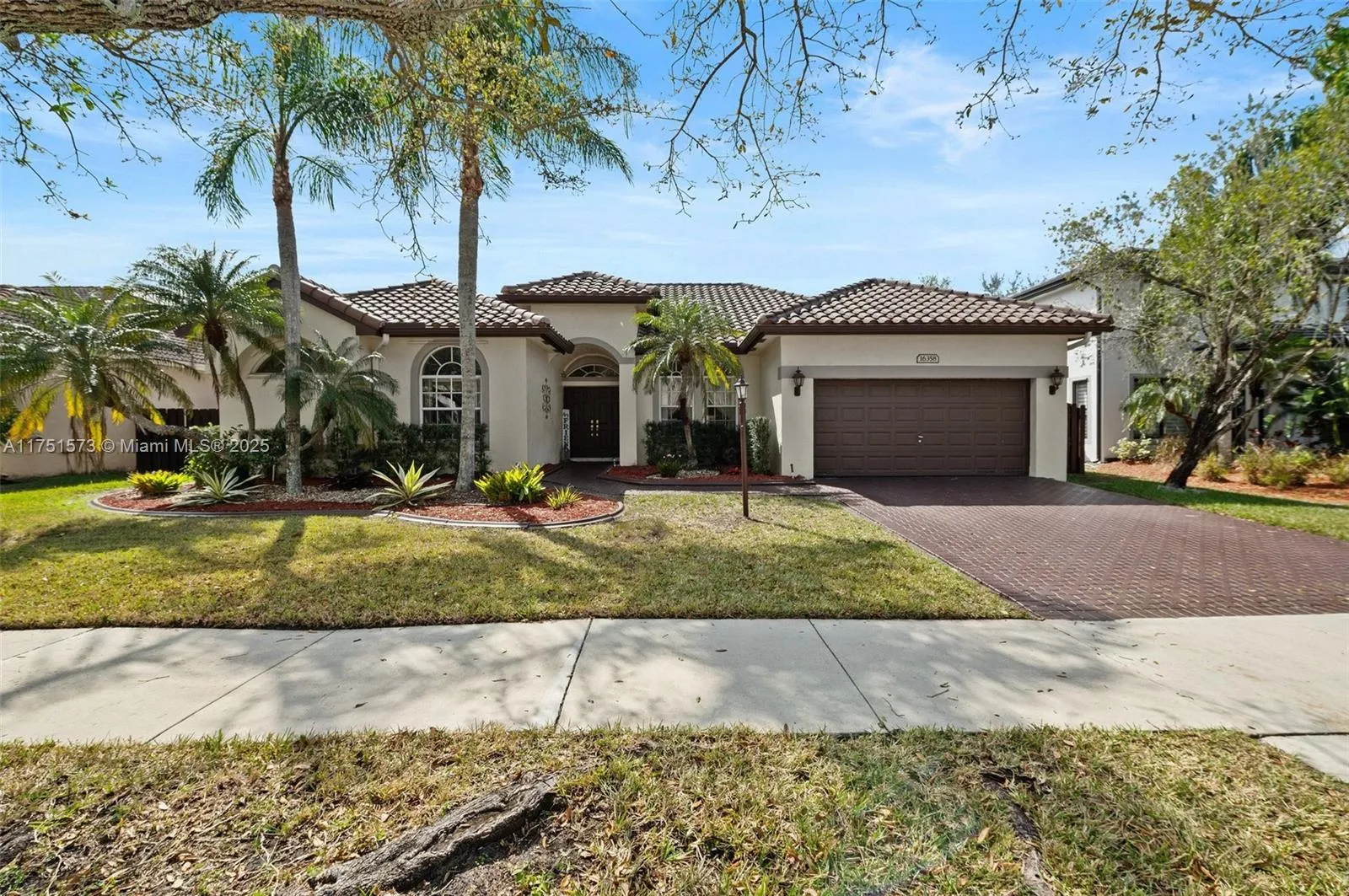 16358 S Mariposa Cir S, Pembroke Pines, Florida 33, Pembroke Pines, Florida 33331, 5 Bedrooms Bedrooms, ,2 BathroomsBathrooms,Residential,For Sale,16358 S Mariposa Cir S, Pembroke Pines, Florida 33,A11751573 16358 S Mariposa Cir S, Pembroke Pines, Florida 33, Pembroke Pines, Florida 33331, 5 Bedrooms Bedrooms, ,2 BathroomsBathrooms,Residential,For Sale,16358 S Mariposa Cir S, Pembroke Pines, Florida 33,A11751573