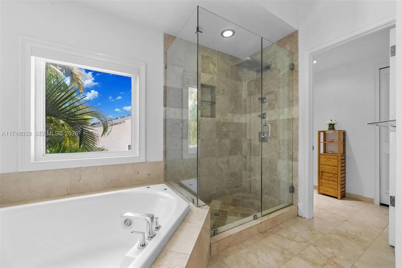 6 Coconut Ln, Key Biscayne, Florida 33149, Key Biscayne, Florida 33149, 5 Bedrooms Bedrooms, 1 Room Rooms,7 BathroomsBathrooms,Residential,For Sale,6 Coconut Ln, Key Biscayne, Florida 33149,A11748039