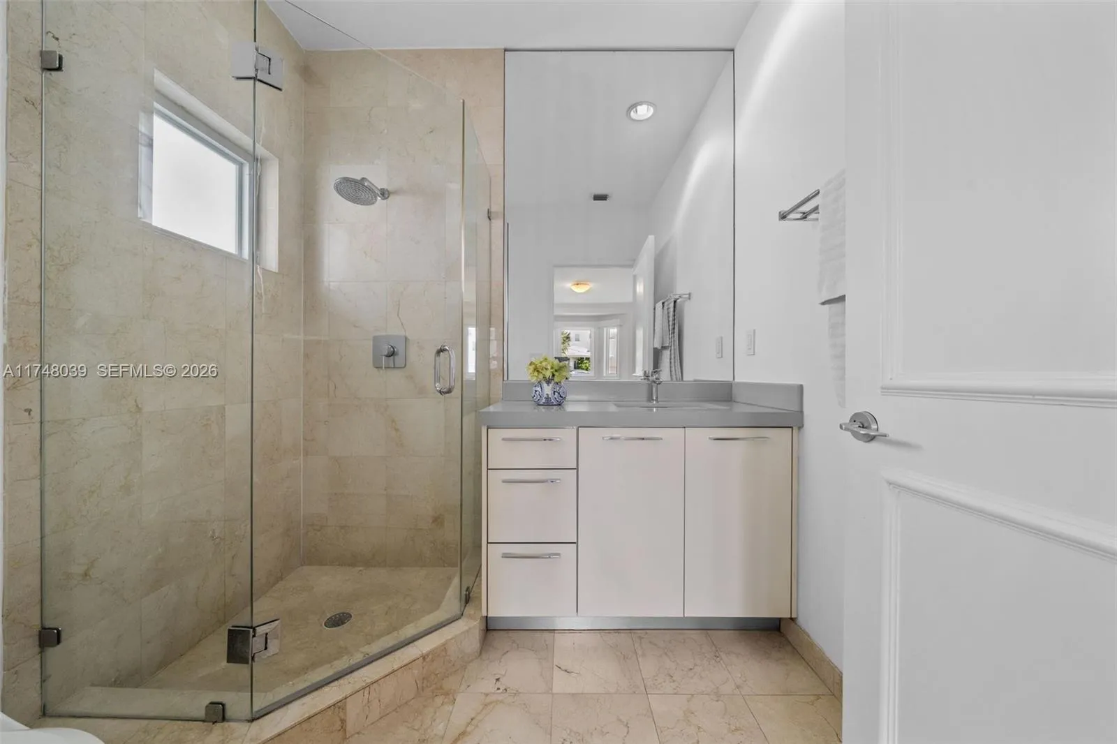 6 Coconut Ln, Key Biscayne, Florida 33149, Key Biscayne, Florida 33149, 5 Bedrooms Bedrooms, 1 Room Rooms,7 BathroomsBathrooms,Residential,For Sale,6 Coconut Ln, Key Biscayne, Florida 33149,A11748039
