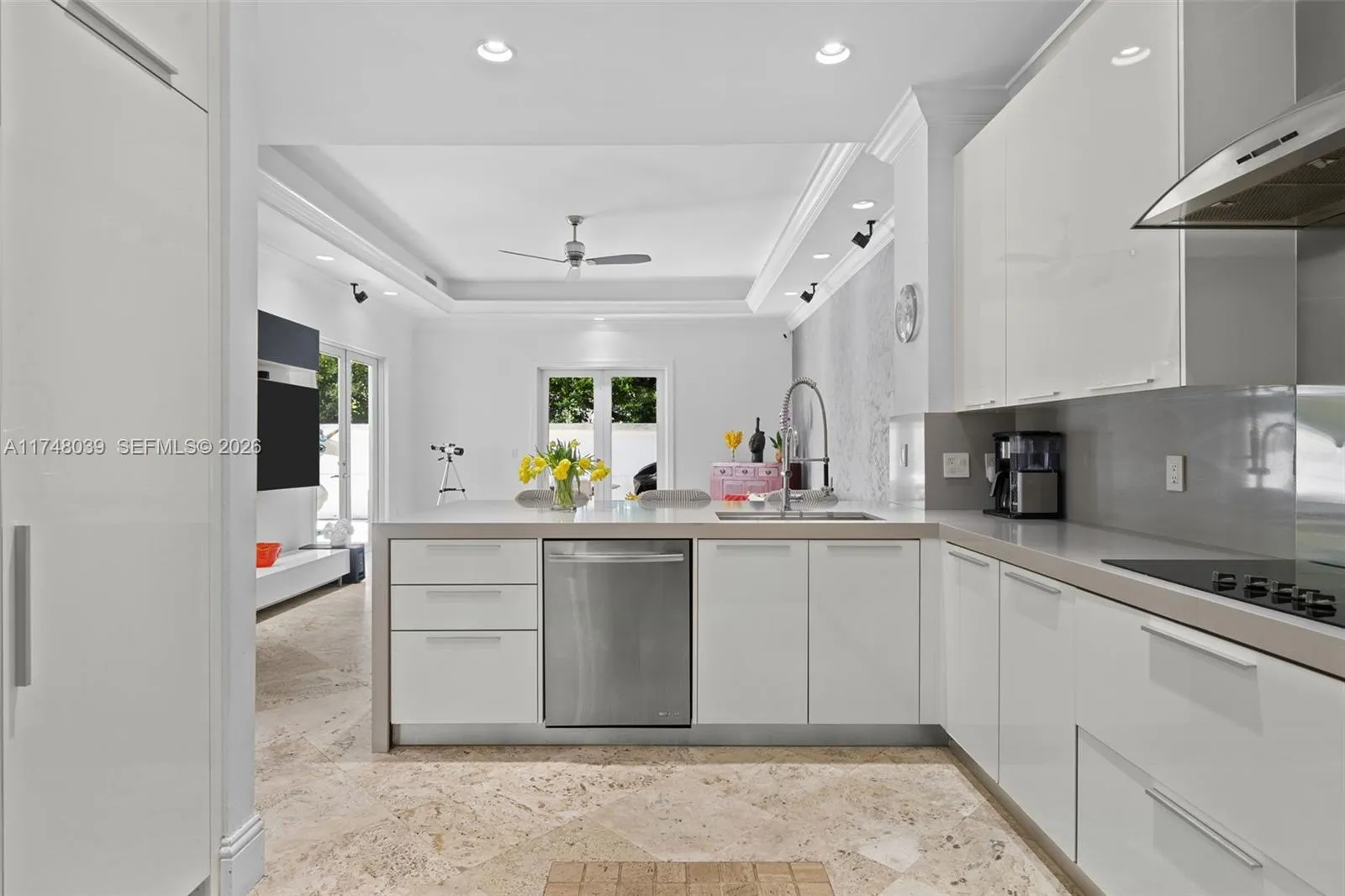 6 Coconut Ln, Key Biscayne, Florida 33149, Key Biscayne, Florida 33149, 5 Bedrooms Bedrooms, 1 Room Rooms,7 BathroomsBathrooms,Residential,For Sale,6 Coconut Ln, Key Biscayne, Florida 33149,A11748039