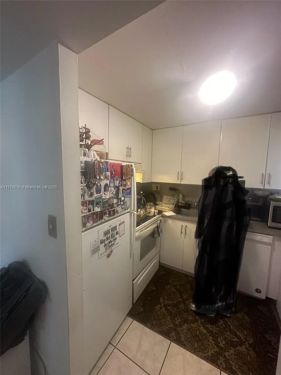 5851 Washington St 84, Hollywood, Florida 33121, Hollywood, Florida 33121, 2 Bedrooms Bedrooms, ,2 BathroomsBathrooms,Residential,For Sale,5851 Washington St 84, Hollywood, Florida 33121,A11753636