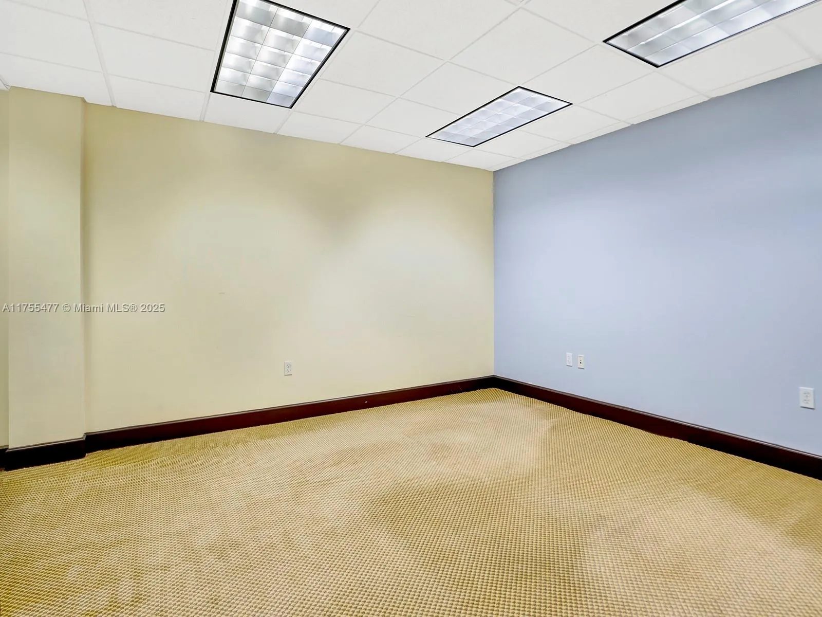 4070 Laguna St, Coral Gables, Florida 33146, Coral Gables, Florida 33146, ,Commercial Lease,For Rent,4070 Laguna St, Coral Gables, Florida 33146,A11755477