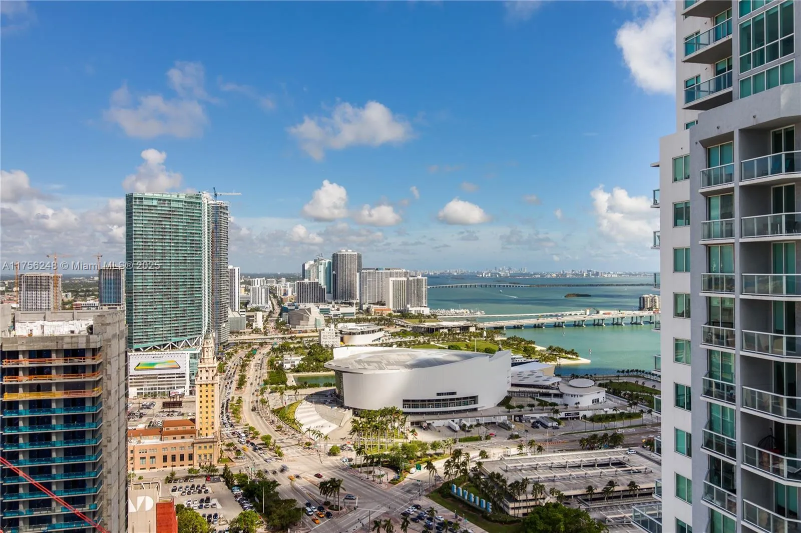 253 Ne 2nd St 3702, Miami, Florida 33132, Miami, Florida 33132, 2 Bedrooms Bedrooms, ,2 BathroomsBathrooms,Residential,For Sale,253 Ne 2nd St 3702, Miami, Florida 33132,A11756248