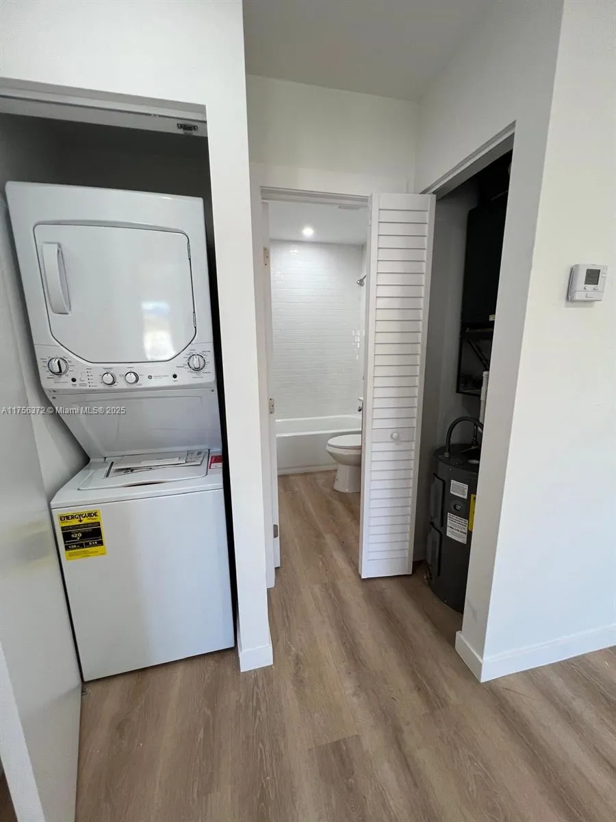 4227 Nw 5th St 8, Miami, Florida 33126, Miami, Florida 33126, 2 Bedrooms Bedrooms, ,1 BathroomBathrooms,Residential Lease,For Rent,4227 Nw 5th St 8, Miami, Florida 33126,A11756372