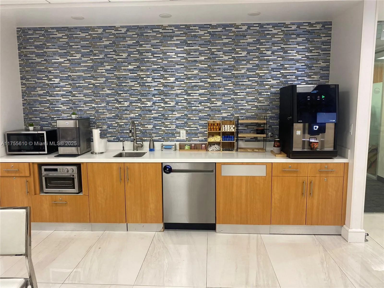 2 S Biscayne Blvd 3200, Miami, Florida 33131, Miami, Florida 33131, ,Commercial Lease,For Rent,2 S Biscayne Blvd 3200, Miami, Florida 33131,A11755610