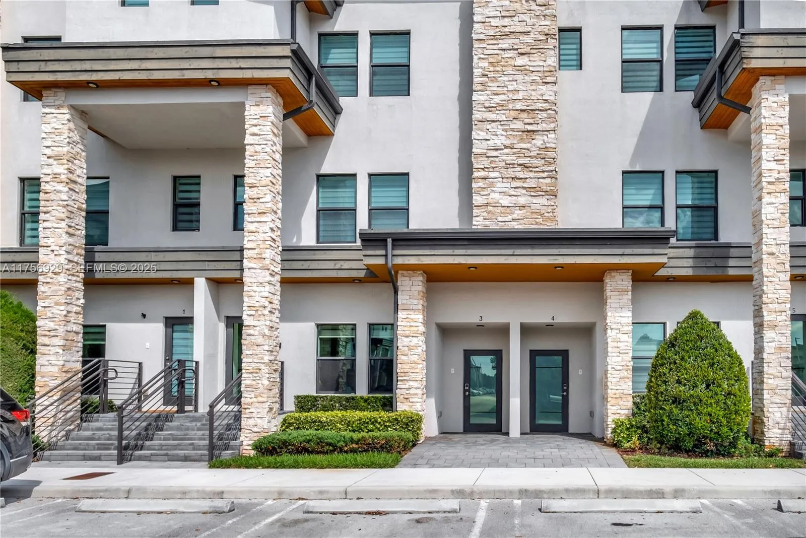 10473 Nw 82nd St 3, Doral, Florida 33178, Doral, Florida 33178, 2 Bedrooms Bedrooms, ,2 BathroomsBathrooms,Residential,For Sale,10473 Nw 82nd St 3, Doral, Florida 33178,A11756929