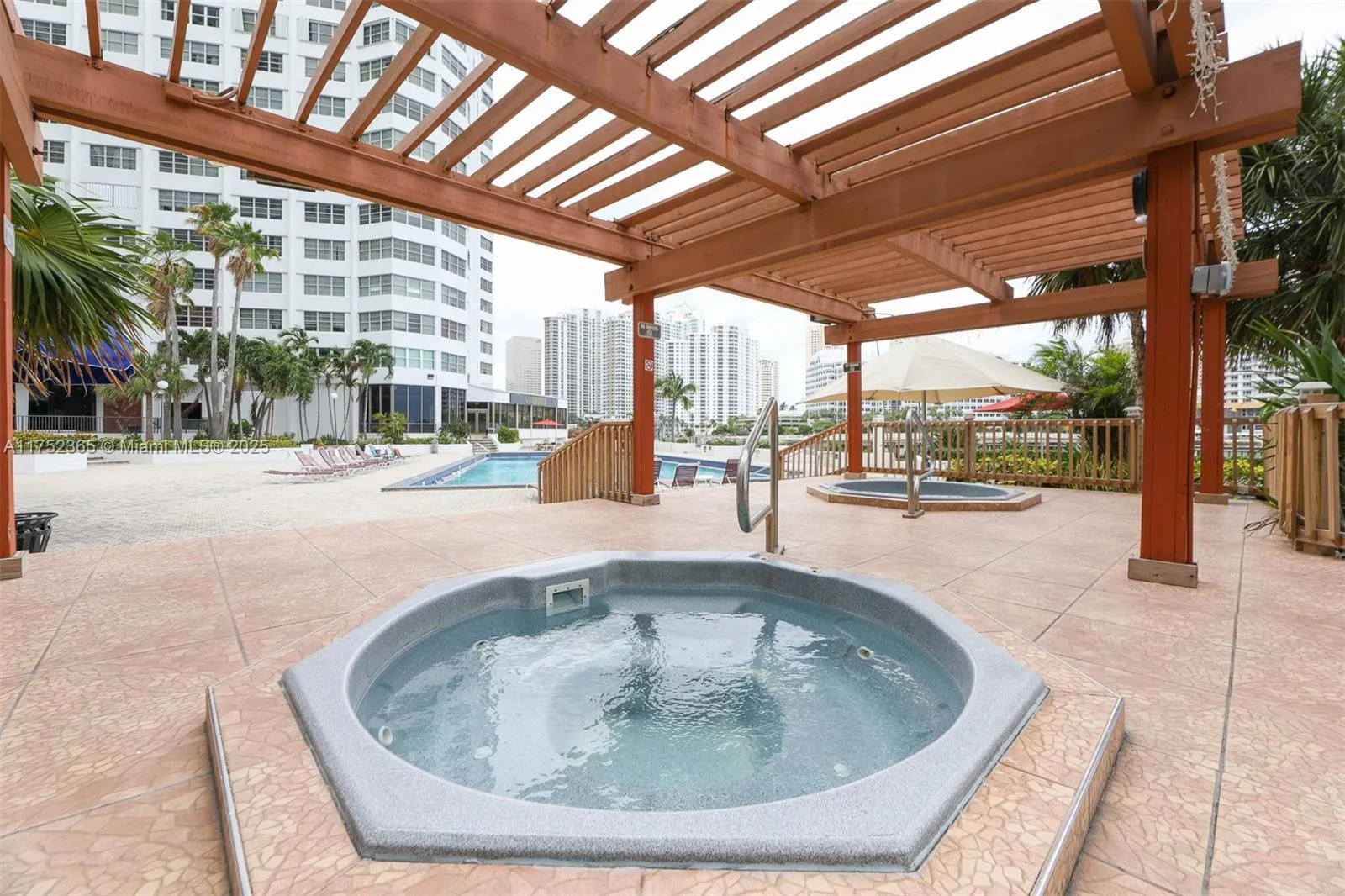825 Brickell Bay Dr 246-3, Miami, Florida 33131, Miami, Florida 33131, ,Commercial Lease,For Rent,825 Brickell Bay Dr 246-3, Miami, Florida 33131,A11752365