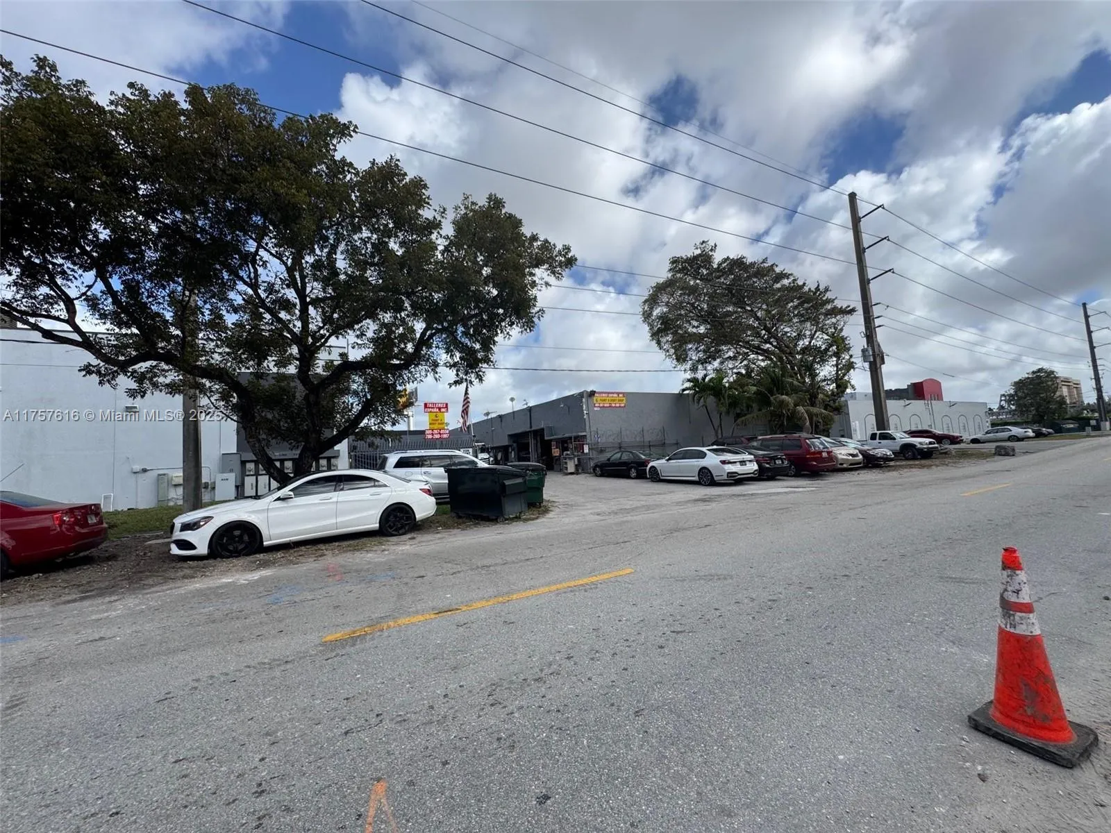 7357 Nw 7th St, Miami, Florida 33126, Miami, Florida 33126, ,Commercial Sale,For Sale,7357 Nw 7th St, Miami, Florida 33126,A11757616