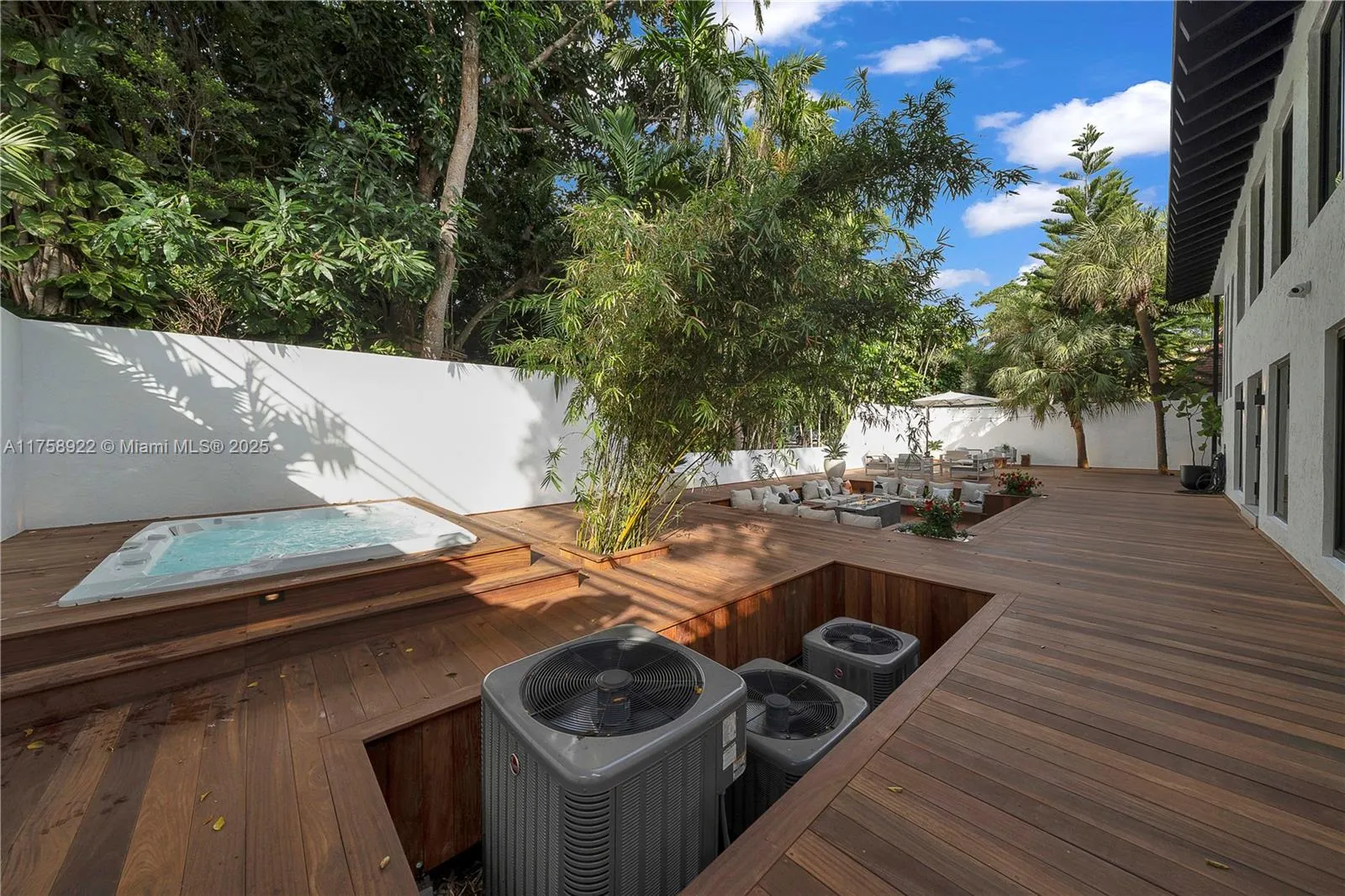 3760 S Douglas Rd, Miami, Florida 33133, Miami, Florida 33133, 3 Bedrooms Bedrooms, ,3 BathroomsBathrooms,Residential,For Sale,3760 S Douglas Rd, Miami, Florida 33133,A11758922