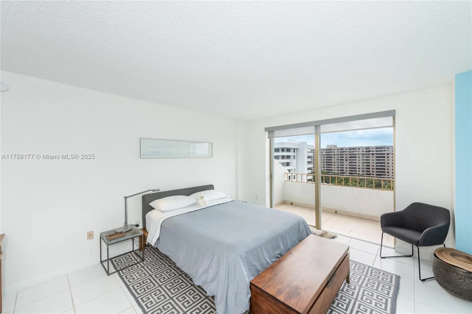 155 Ocean Lane Dr 1113, Key Biscayne, Florida 3314, Key Biscayne, Florida 33149, 2 Bedrooms Bedrooms, ,2 BathroomsBathrooms,Residential,For Sale,155 Ocean Lane Dr 1113, Key Biscayne, Florida 3314,A11759177