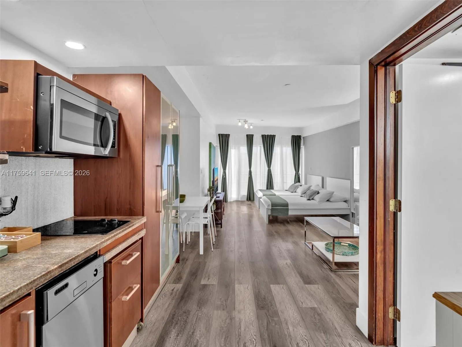 1052 Ocean Dr C203, Miami Beach, Florida 33139, Miami Beach, Florida 33139, 1 Bedroom Bedrooms, ,1 BathroomBathrooms,Residential,For Sale,1052 Ocean Dr C203, Miami Beach, Florida 33139,A11759641