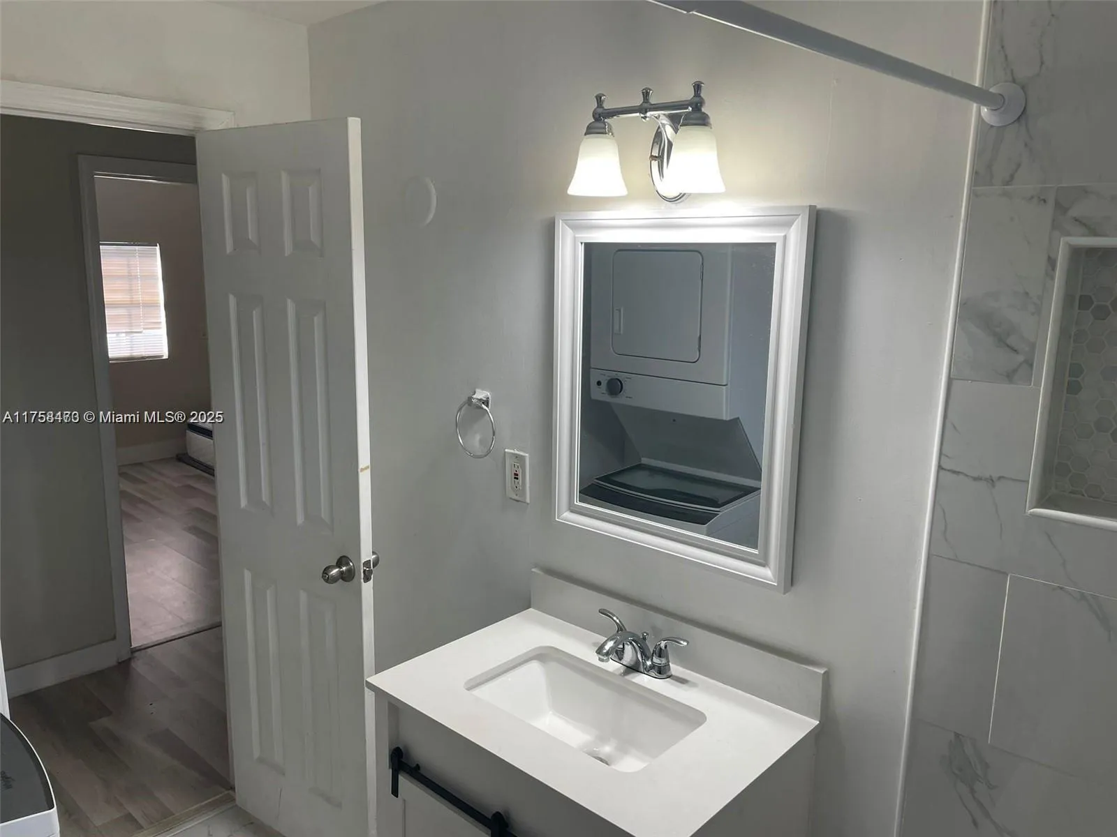 4896 Sw 28th Ter, Dania Beach, Florida 33312, Dania Beach, Florida 33312, 3 Bedrooms Bedrooms, ,2 BathroomsBathrooms,Residential,For Sale,4896 Sw 28th Ter, Dania Beach, Florida 33312,A11758473