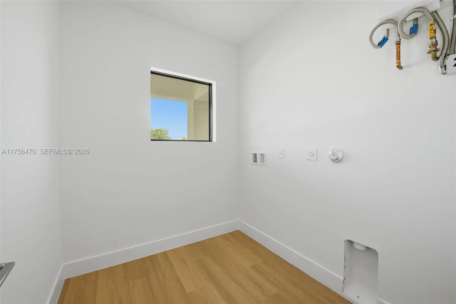 2725 Sw 65th Ave, Miami, Florida 33155, Miami, Florida 33155, 4 Bedrooms Bedrooms, ,4 BathroomsBathrooms,Residential,For Sale,2725 Sw 65th Ave, Miami, Florida 33155,A11756470