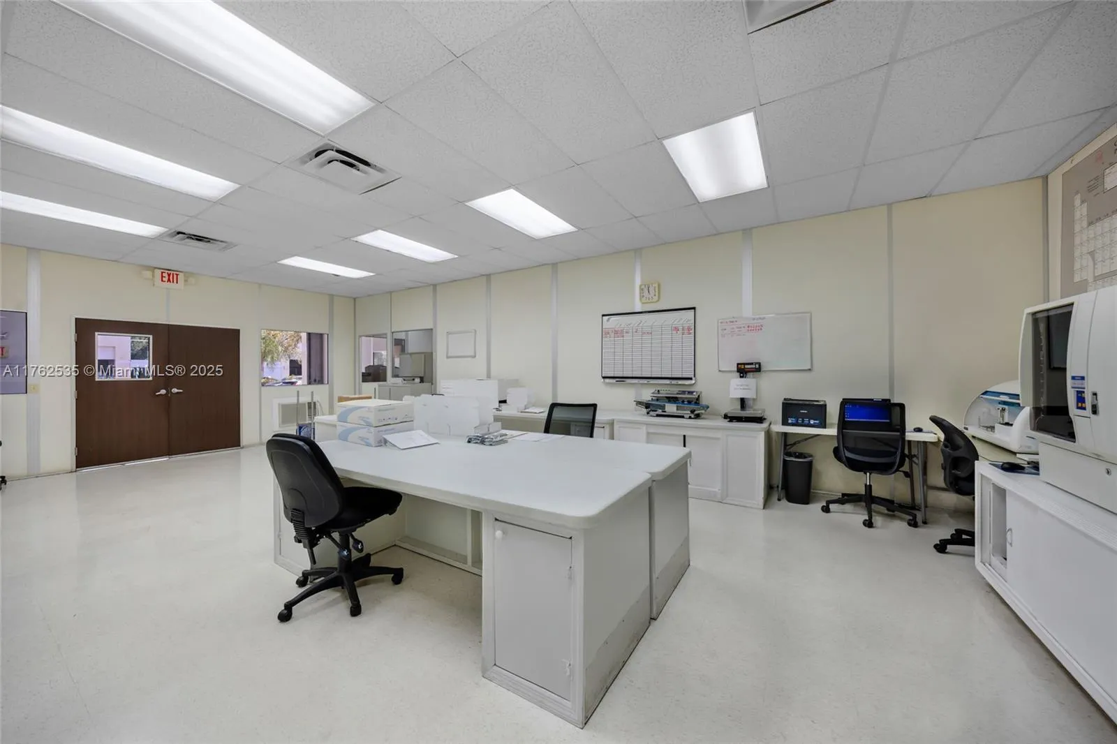 8127 Nw 29th St 8127, Doral, Florida 33122, Doral, Florida 33122, ,Commercial Sale,For Sale,8127 Nw 29th St 8127, Doral, Florida 33122,A11762535