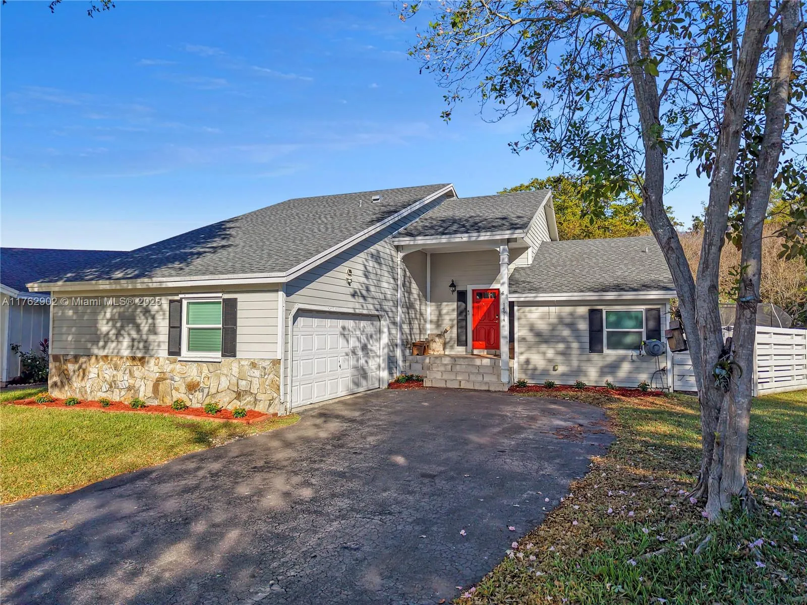 14914 Sw 142nd Pl, Miami, Florida 33186, Miami, Florida 33186, 4 Bedrooms Bedrooms, ,3 BathroomsBathrooms,Residential,For Sale,14914 Sw 142nd Pl, Miami, Florida 33186,A11762902 14914 Sw 142nd Pl, Miami, Florida 33186, Miami, Florida 33186, 4 Bedrooms Bedrooms, ,3 BathroomsBathrooms,Residential,For Sale,14914 Sw 142nd Pl, Miami, Florida 33186,A11762902