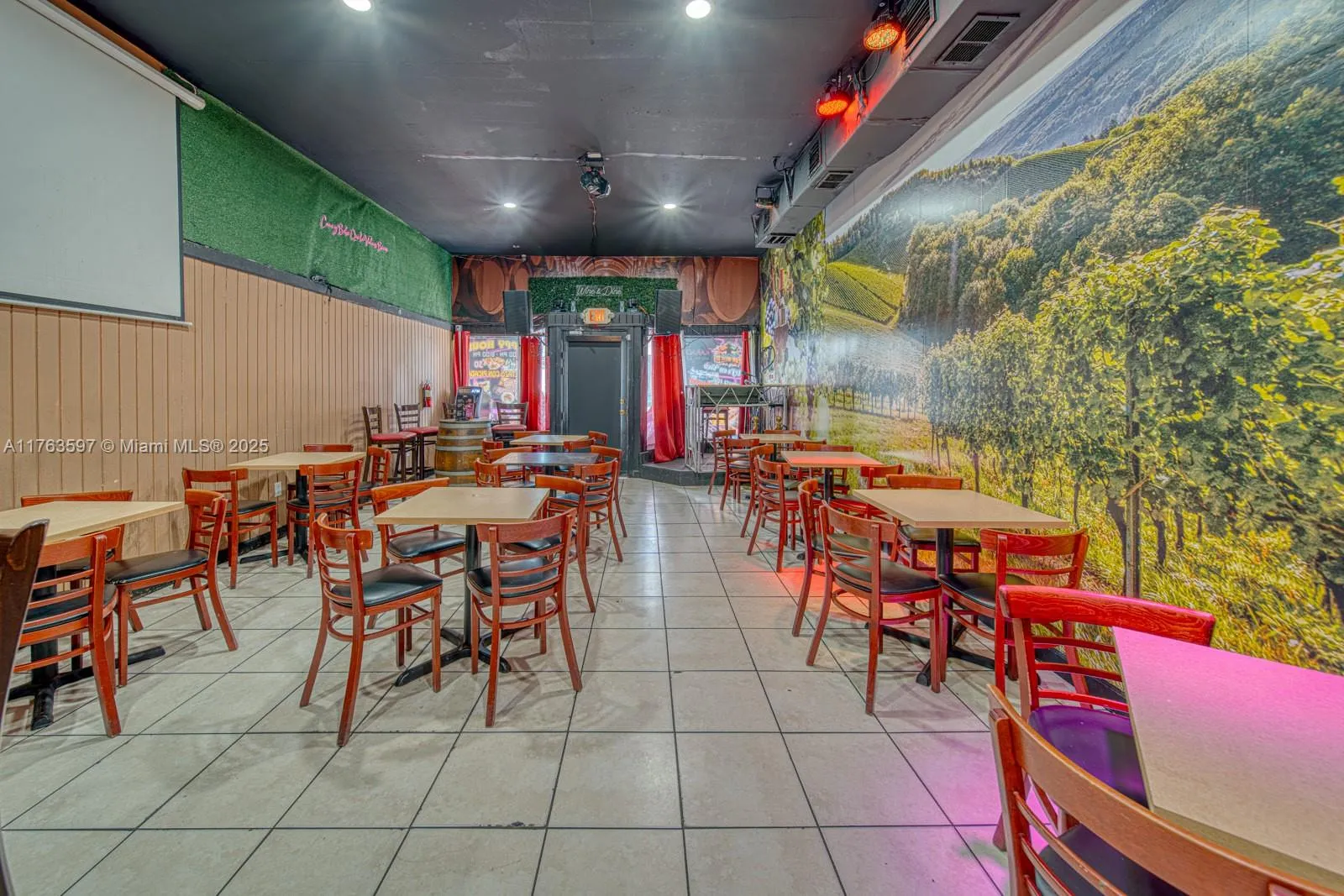 Highly Profitable Restaurant-bar For Sale On 8th S, Miami, Florida 33144, ,Business Opportunity,For Sale,Highly Profitable Restaurant-bar For Sale On 8th S,A11763597