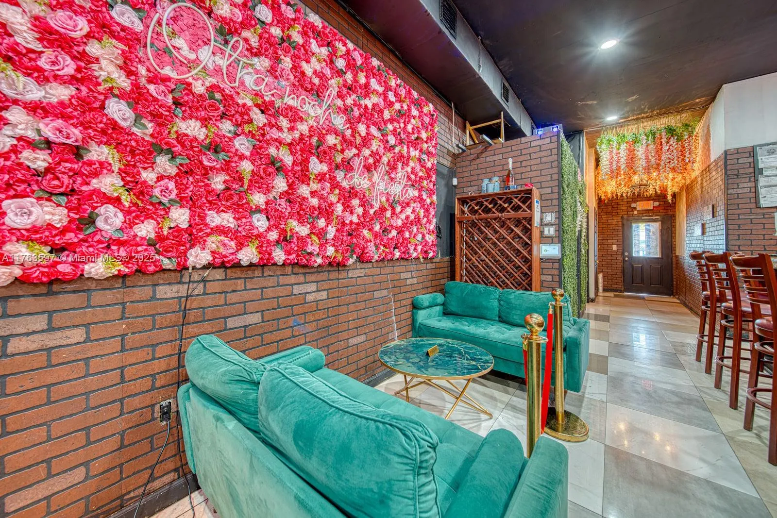 Highly Profitable Restaurant-bar For Sale On 8th S, Miami, Florida 33144, ,Business Opportunity,For Sale,Highly Profitable Restaurant-bar For Sale On 8th S,A11763597