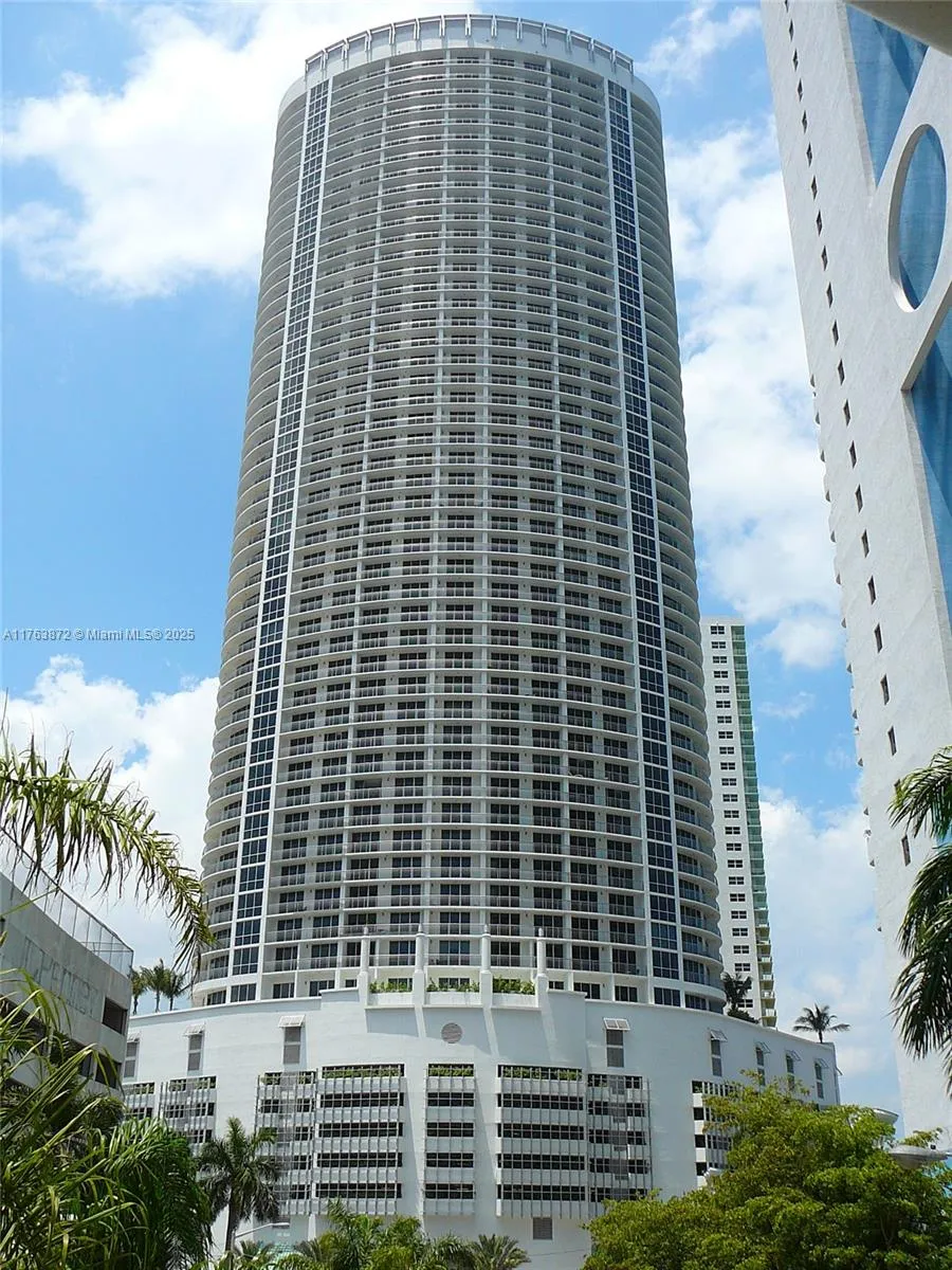 1750 N Bayshore Dr 2215, Miami, Florida 33132, Miami, Florida 33132, 2 Bedrooms Bedrooms, ,2 BathroomsBathrooms,Residential,For Sale,1750 N Bayshore Dr 2215, Miami, Florida 33132,A11763872