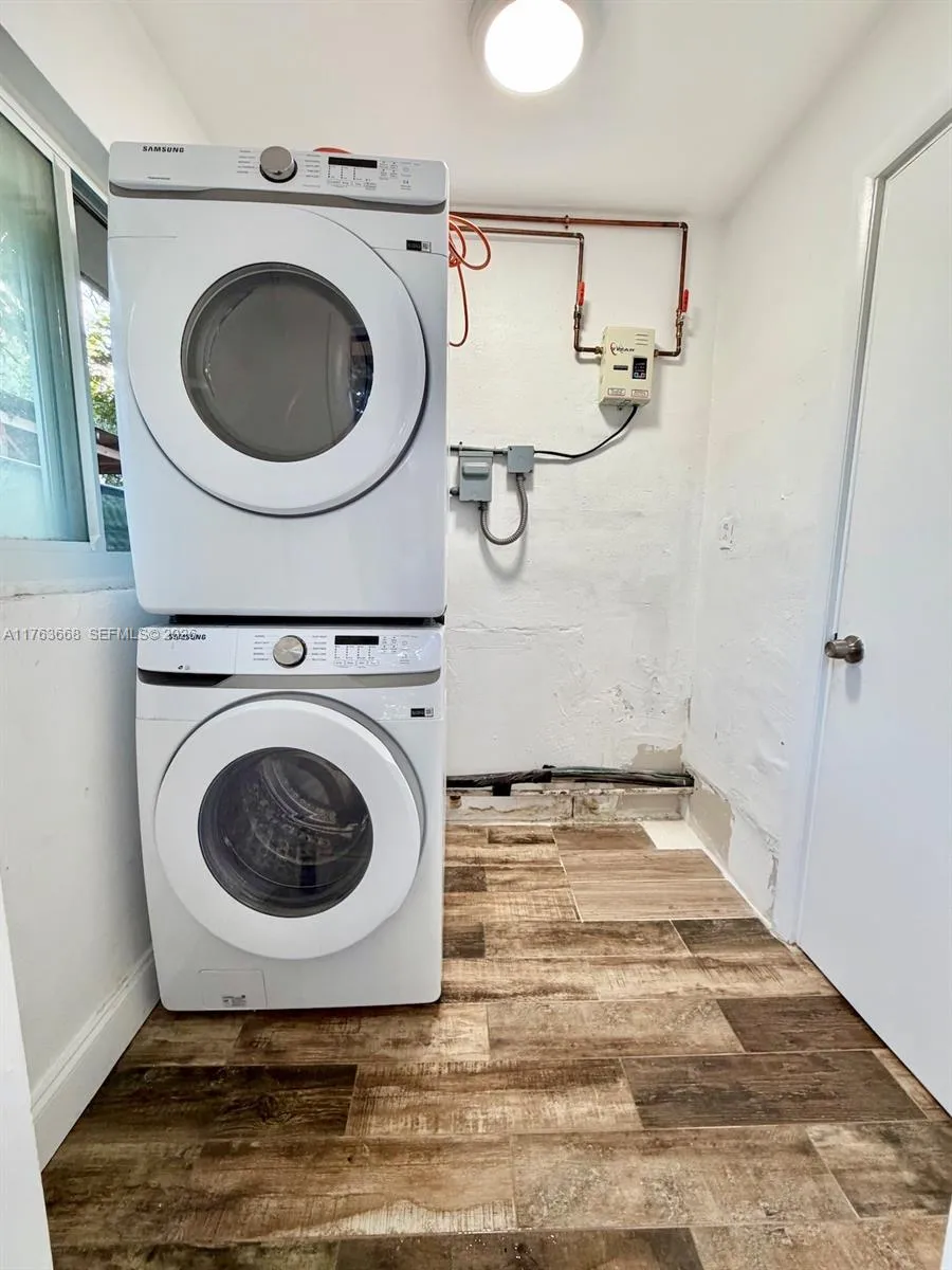 929 Sw 12th Ave, Miami, Florida 33130, Miami, Florida 33130, ,Residential Income,For Sale,929 Sw 12th Ave, Miami, Florida 33130,A11763668