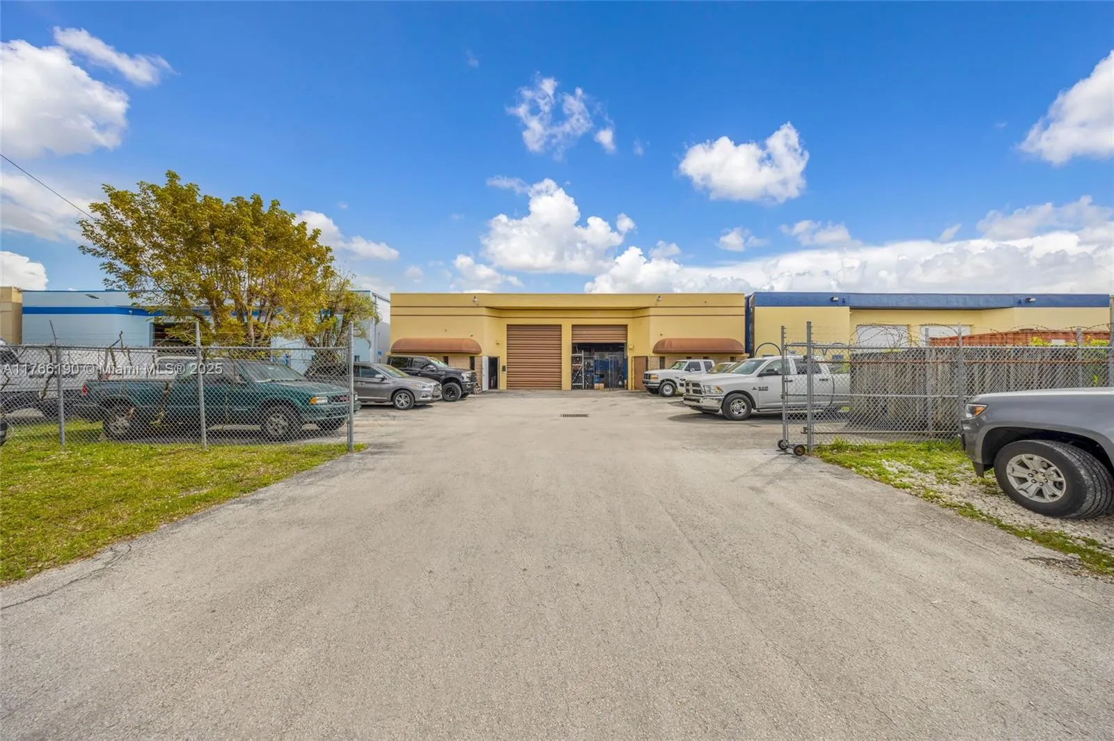 15241 Nw 33rd Pl, Miami Gardens, Florida 33054, Miami Gardens, Florida 33054, ,Commercial Sale,For Sale,15241 Nw 33rd Pl, Miami Gardens, Florida 33054,A11766190