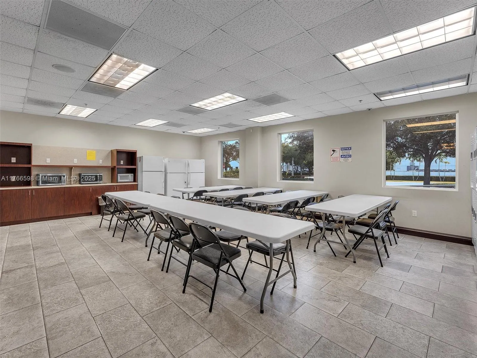 2260 Nw 114th Ave, Sweetwater, Florida 33172, Sweetwater, Florida 33172, ,Commercial Lease,For Rent,2260 Nw 114th Ave, Sweetwater, Florida 33172,A11766598
