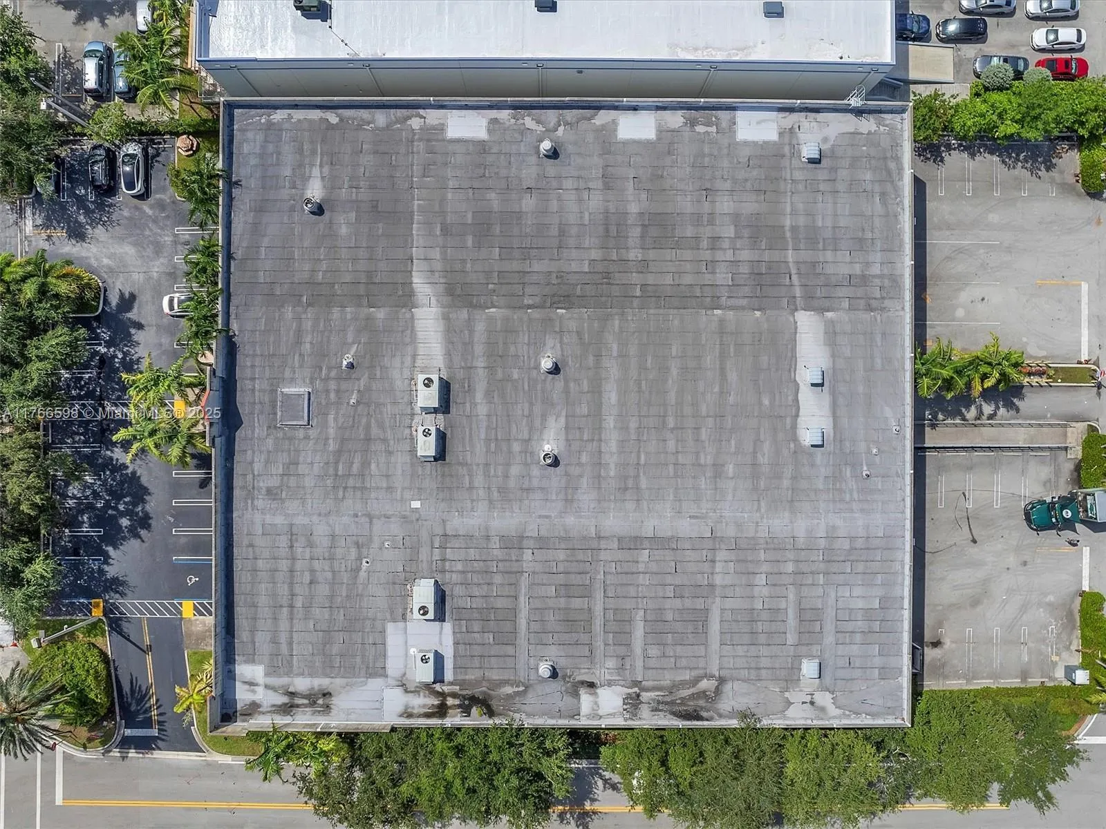 2260 Nw 114th Ave, Sweetwater, Florida 33172, Sweetwater, Florida 33172, ,Commercial Lease,For Rent,2260 Nw 114th Ave, Sweetwater, Florida 33172,A11766598