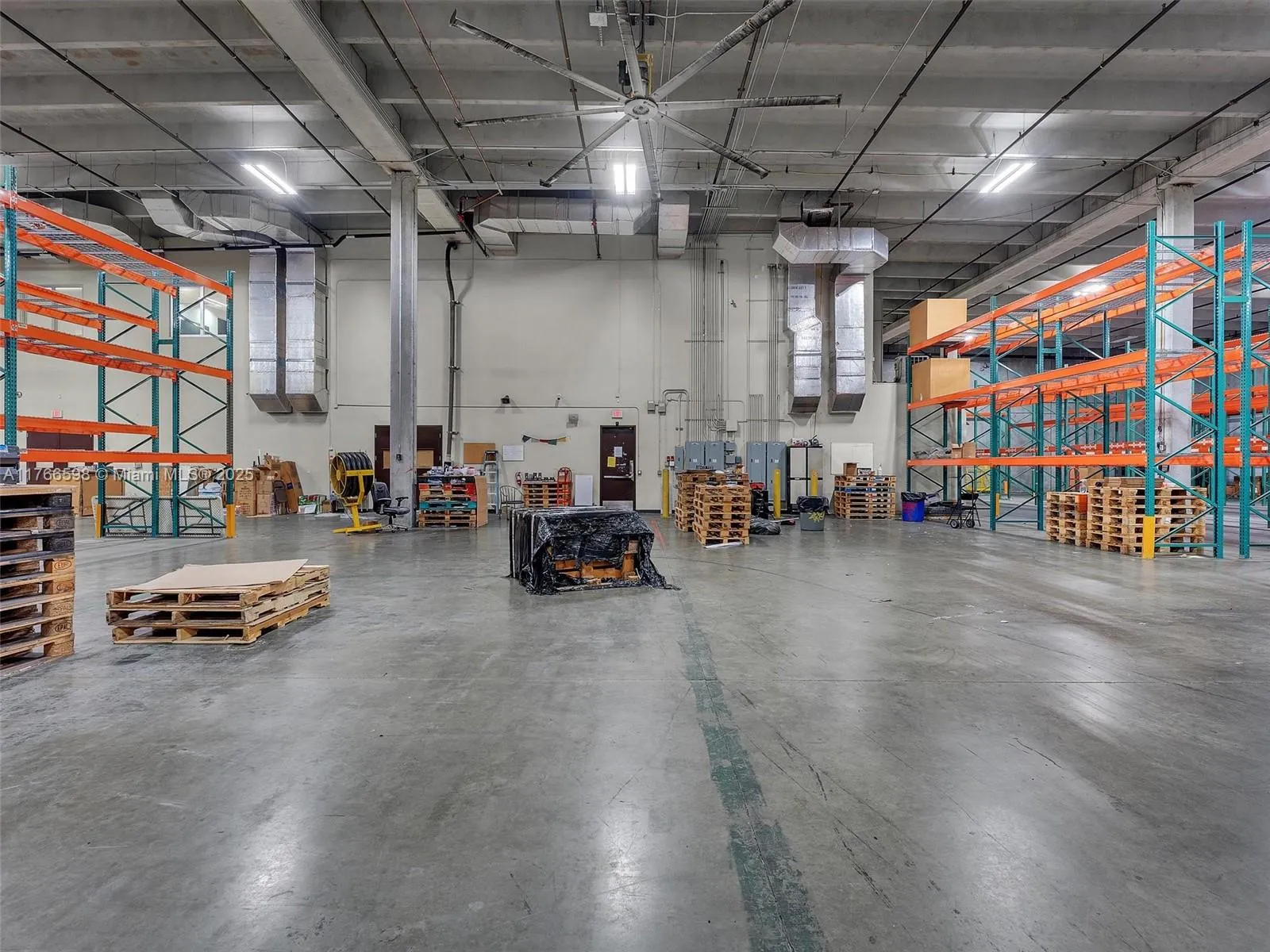 2260 Nw 114th Ave, Sweetwater, Florida 33172, Sweetwater, Florida 33172, ,Commercial Lease,For Rent,2260 Nw 114th Ave, Sweetwater, Florida 33172,A11766598