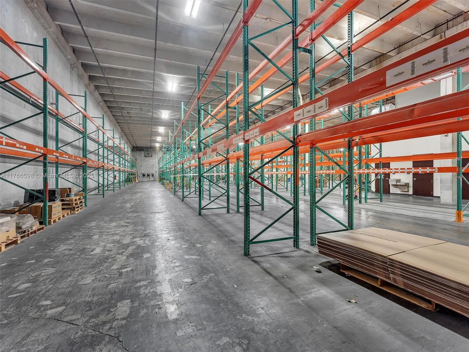 2260 Nw 114th Ave, Sweetwater, Florida 33172, Sweetwater, Florida 33172, ,Commercial Lease,For Rent,2260 Nw 114th Ave, Sweetwater, Florida 33172,A11766598