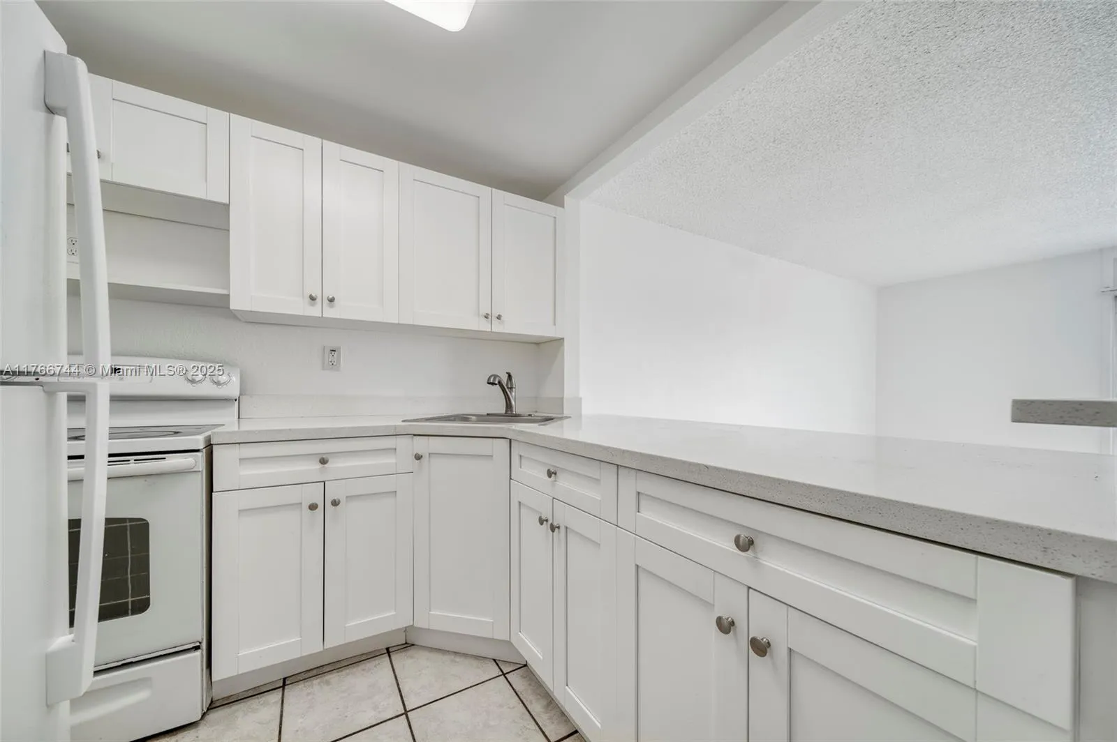 801 Nw 47th Ave 515w, Miami, Florida 33126, Miami, Florida 33126, 1 Bedroom Bedrooms, ,1 BathroomBathrooms,Residential,For Sale,801 Nw 47th Ave 515w, Miami, Florida 33126,A11766744