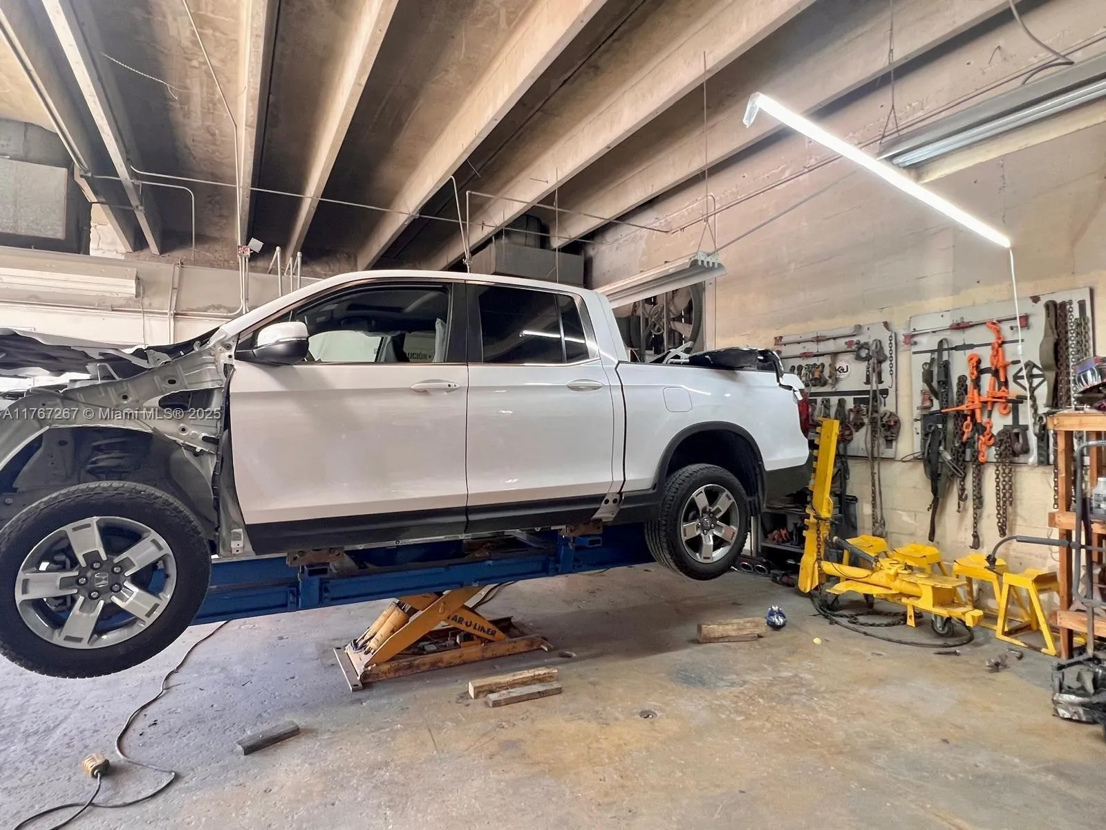 Body Shop Business For Sale, Hialeah, Florida 3301, Hialeah, Florida 33014, ,Business Opportunity,For Sale,Body Shop Business For Sale, Hialeah, Florida 3301,A11767267