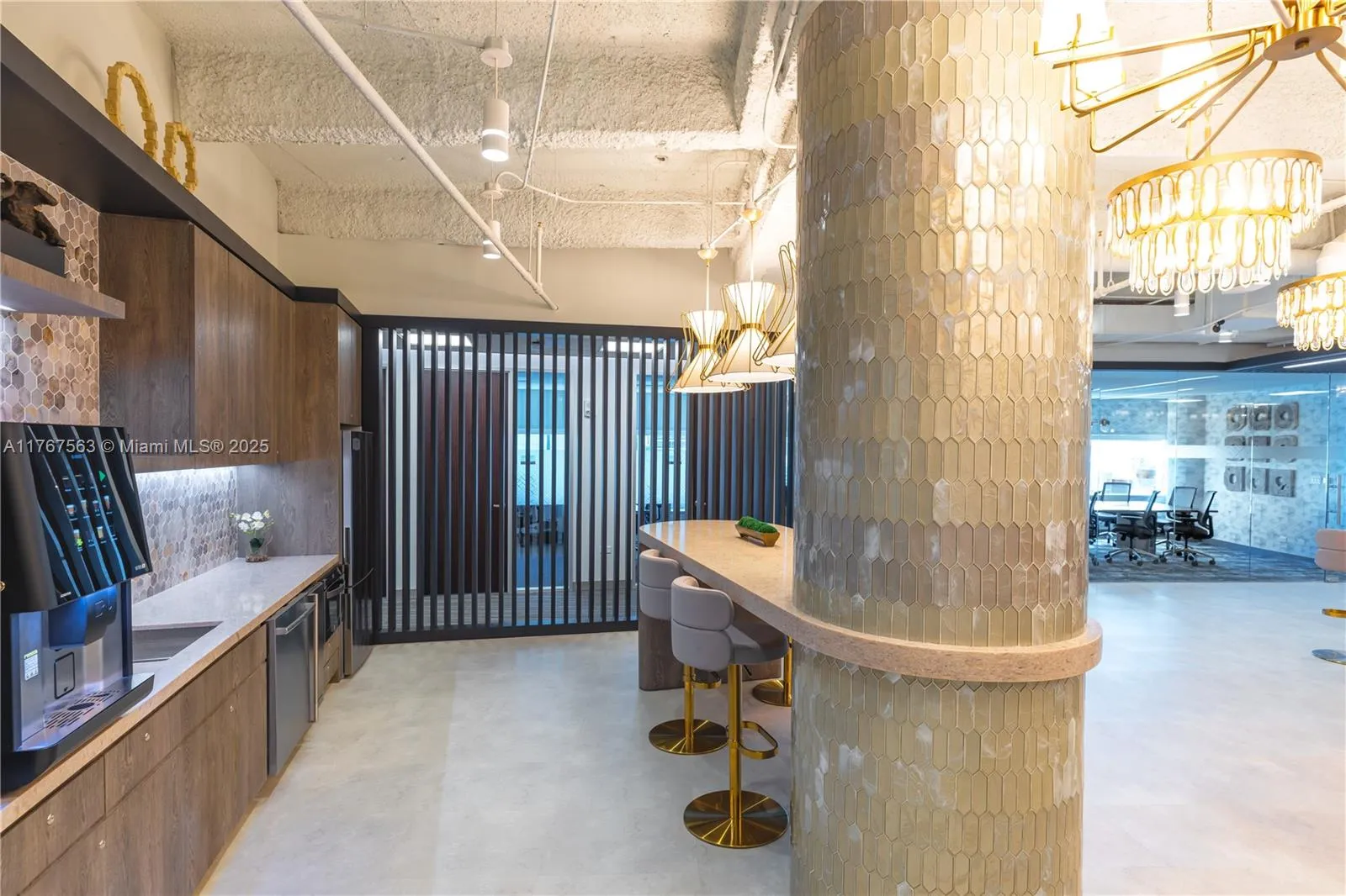 100 Se 2 St 2000, Miami, Florida 33131, Miami, Florida 33131, ,Commercial Lease,For Rent,100 Se 2 St 2000, Miami, Florida 33131,A11767563