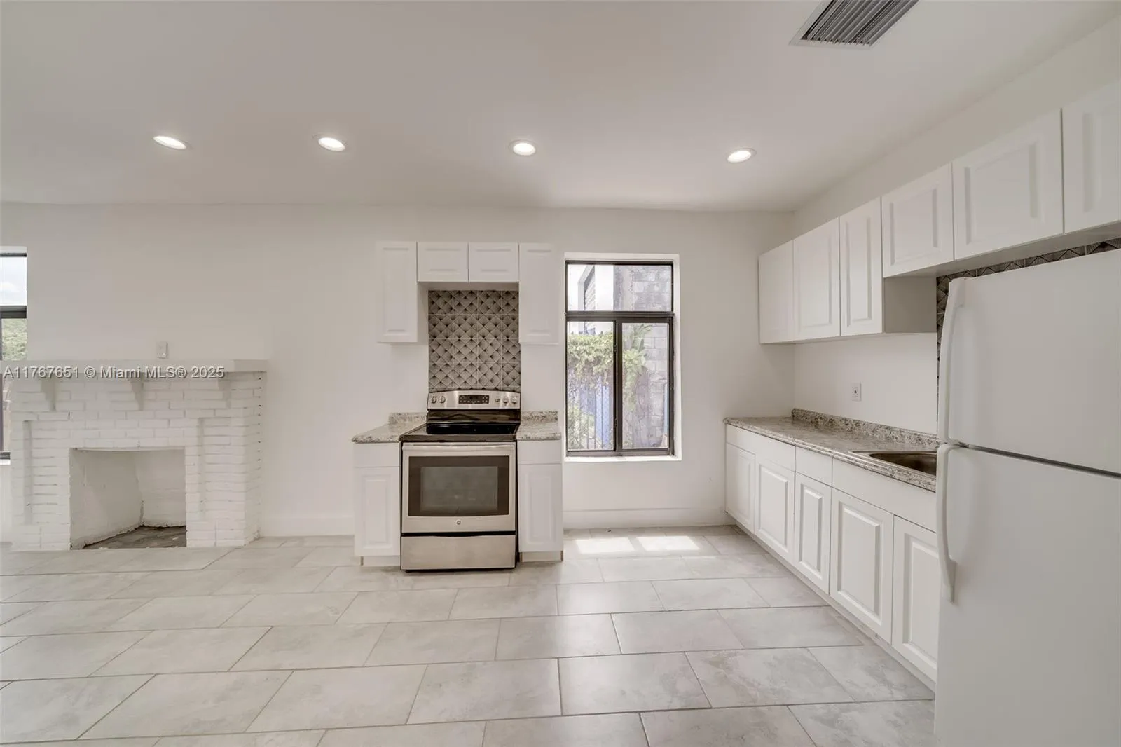 247 Nw 54th St, Miami, Florida 33127, Miami, Florida 33127, ,Residential Income,For Sale,247 Nw 54th St, Miami, Florida 33127,A11767651