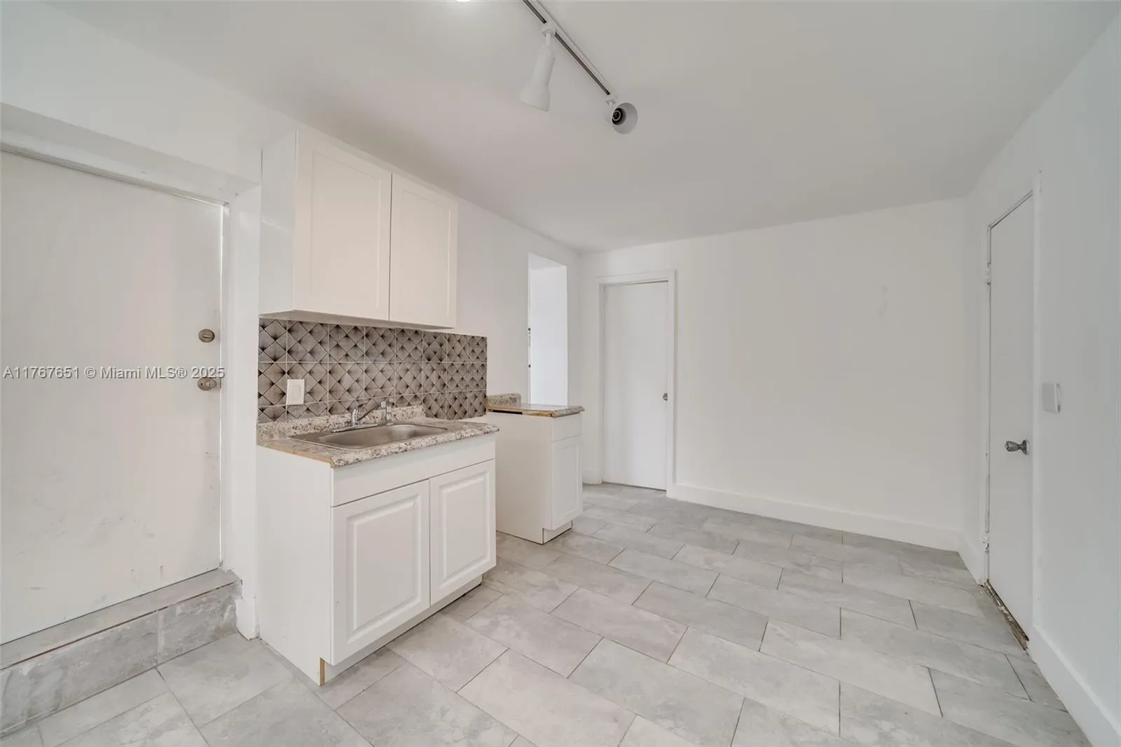 247 Nw 54th St, Miami, Florida 33127, Miami, Florida 33127, ,Residential Income,For Sale,247 Nw 54th St, Miami, Florida 33127,A11767651