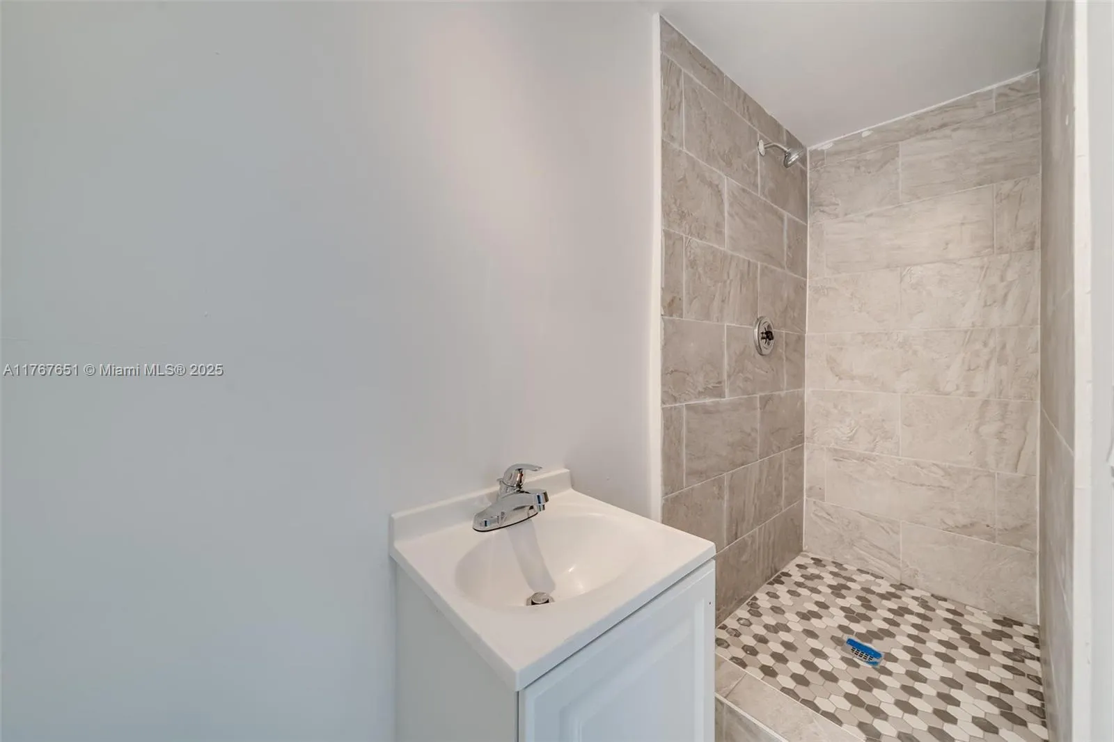 247 Nw 54th St, Miami, Florida 33127, Miami, Florida 33127, ,Residential Income,For Sale,247 Nw 54th St, Miami, Florida 33127,A11767651