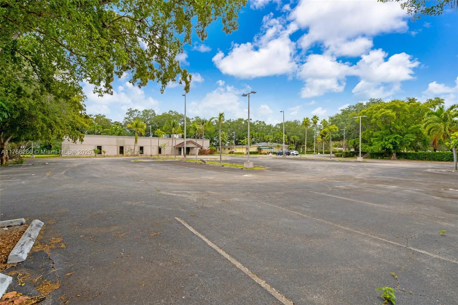 1475 Ne 199th St, Miami, Florida 33179, Miami, Florida 33179, ,Commercial Lease,For Rent,1475 Ne 199th St, Miami, Florida 33179,A11768266