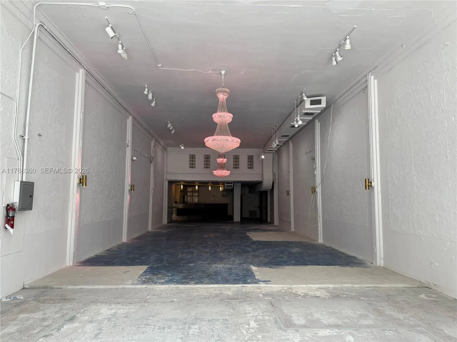 1929 Hollywood Blvd, Hollywood, Florida 33020, Hollywood, Florida 33020, ,Commercial Lease,For Rent,1929 Hollywood Blvd, Hollywood, Florida 33020,A11768360