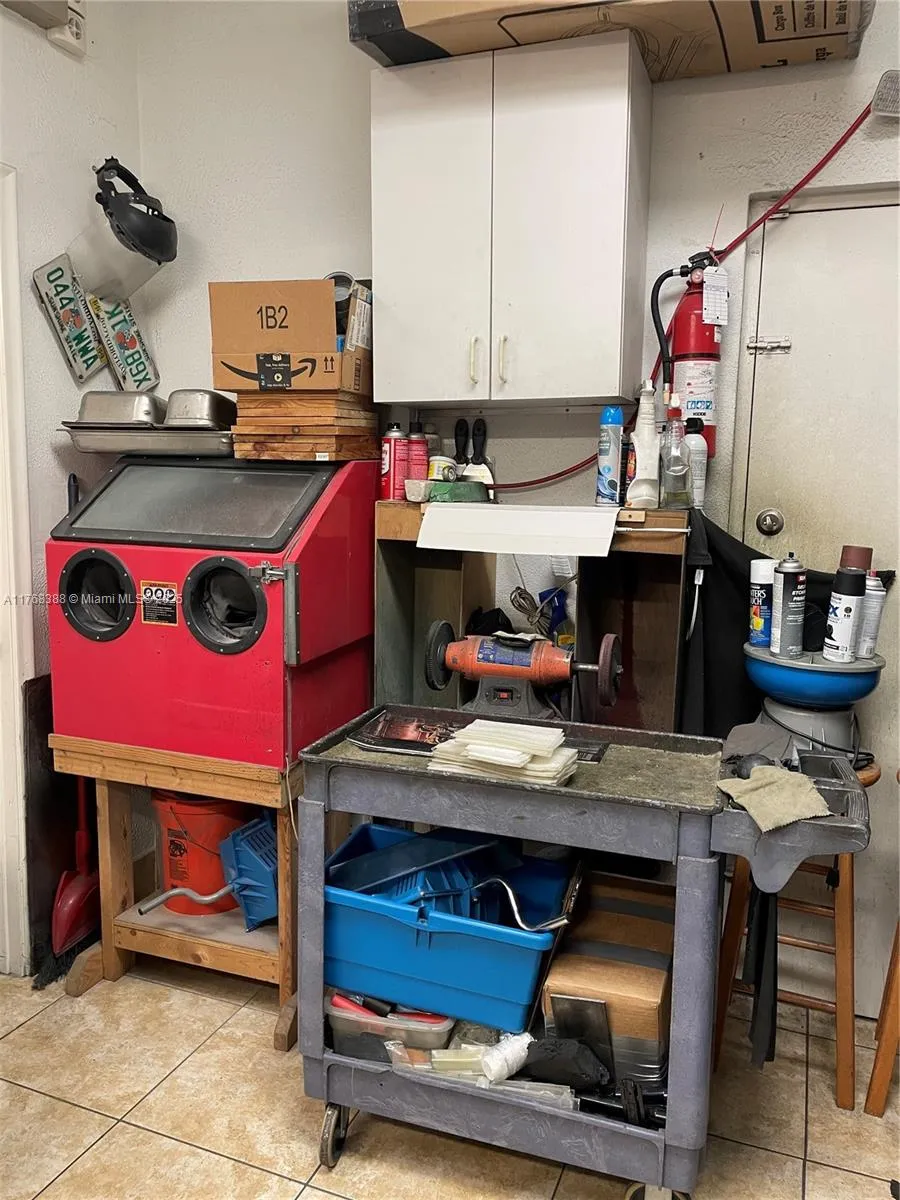 2005 W 62nd St, Hialeah, Florida 33016, Hialeah, Florida 33016, ,Business Opportunity,For Sale,2005 W 62nd St, Hialeah, Florida 33016,A11768388