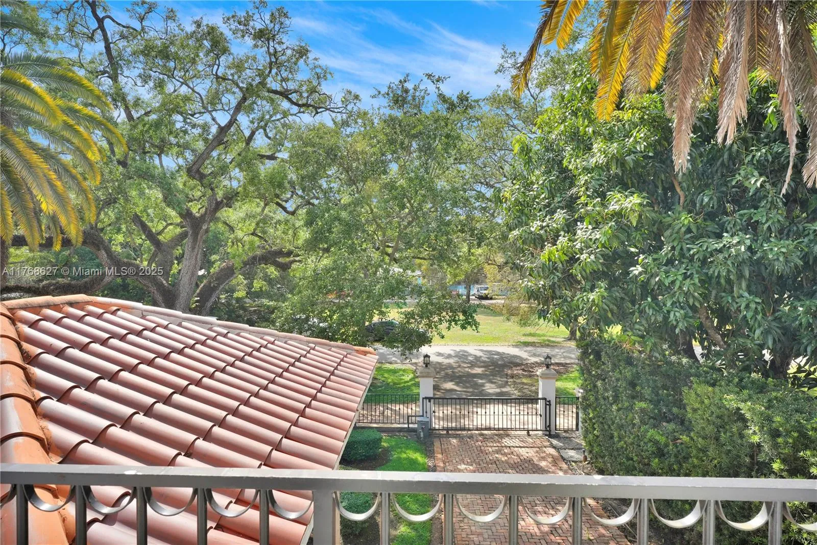 2115 Country Club Prado, Coral Gables, Florida 331, Coral Gables, Florida 33134, 4 Bedrooms Bedrooms, ,4 BathroomsBathrooms,Residential,For Sale,2115 Country Club Prado, Coral Gables, Florida 331,A11768627