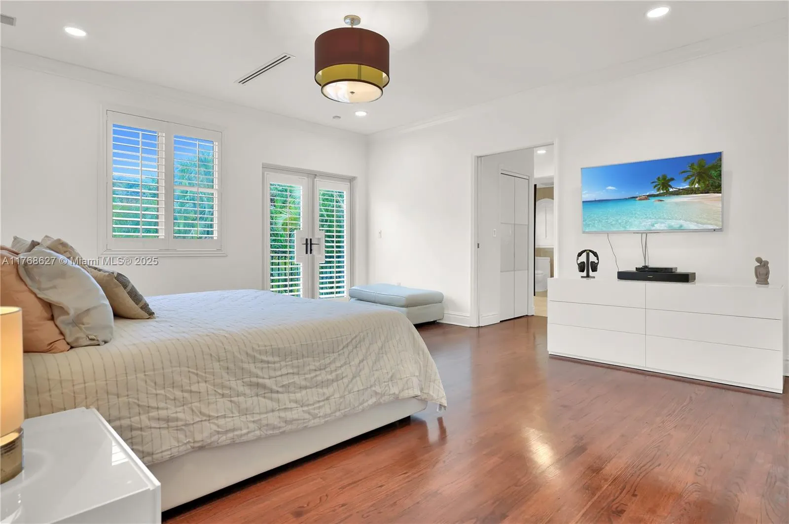 2115 Country Club Prado, Coral Gables, Florida 331, Coral Gables, Florida 33134, 4 Bedrooms Bedrooms, ,4 BathroomsBathrooms,Residential,For Sale,2115 Country Club Prado, Coral Gables, Florida 331,A11768627